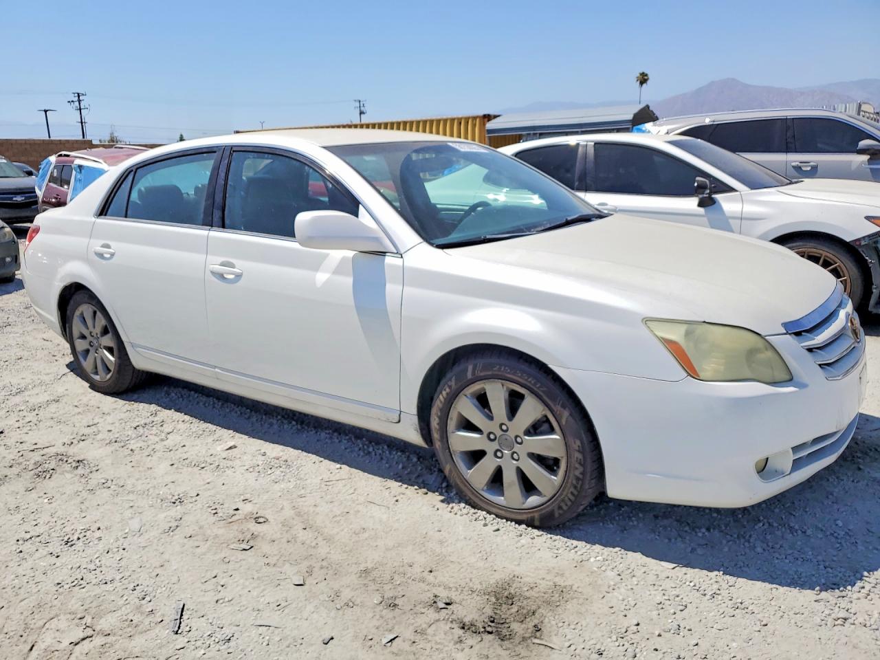 2006 Toyota Avalon Белый vin: 4T1BK36B76U107301