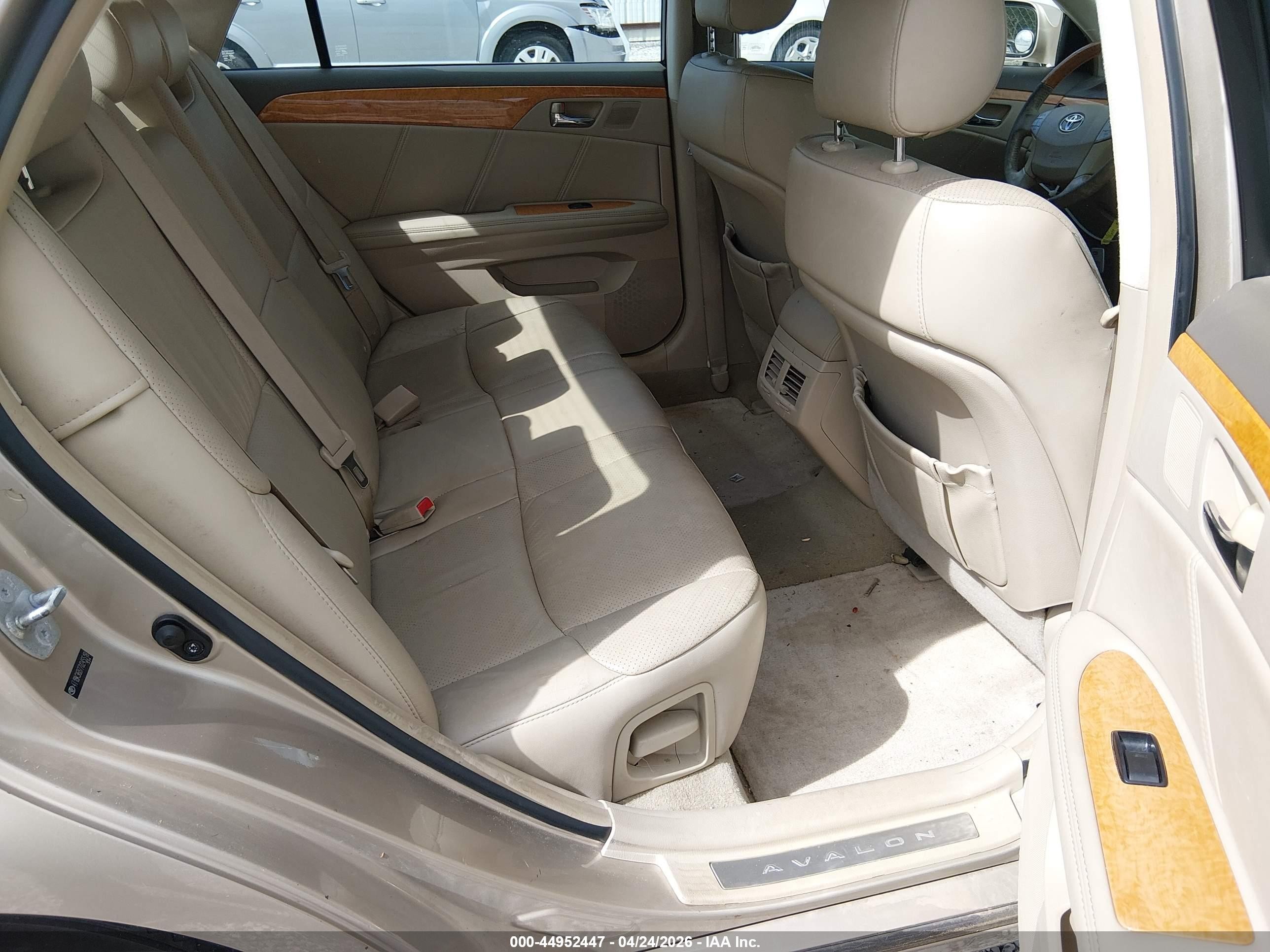 2007 Toyota Avalon Limited Gold vin: 4T1BK36B77U245518