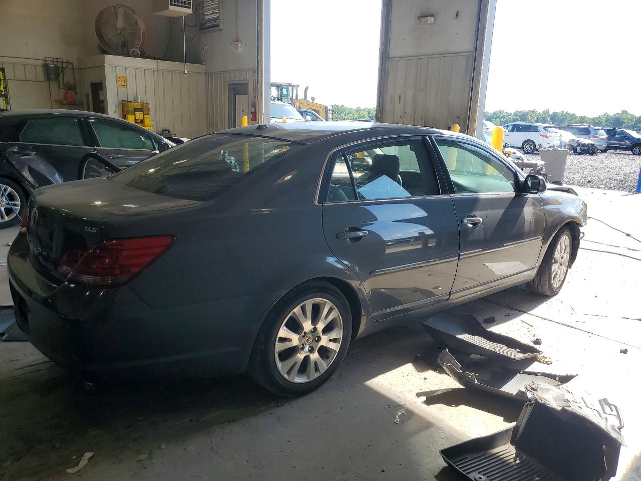 2009 Toyota Avalon Xls Gray vin: 4T1BK36B79U324335