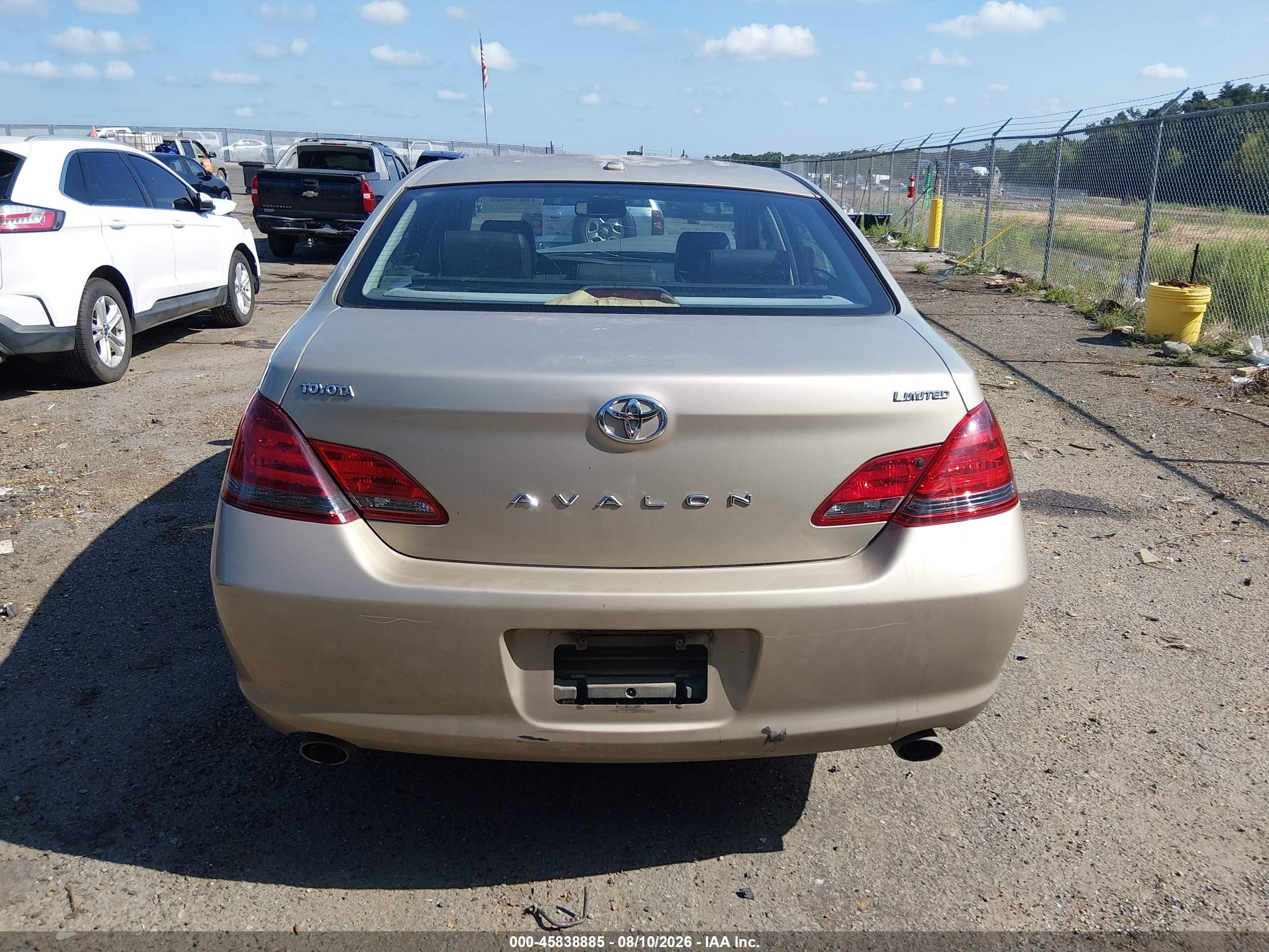 2009 Toyota Avalon Limited Gold vin: 4T1BK36B79U333858
