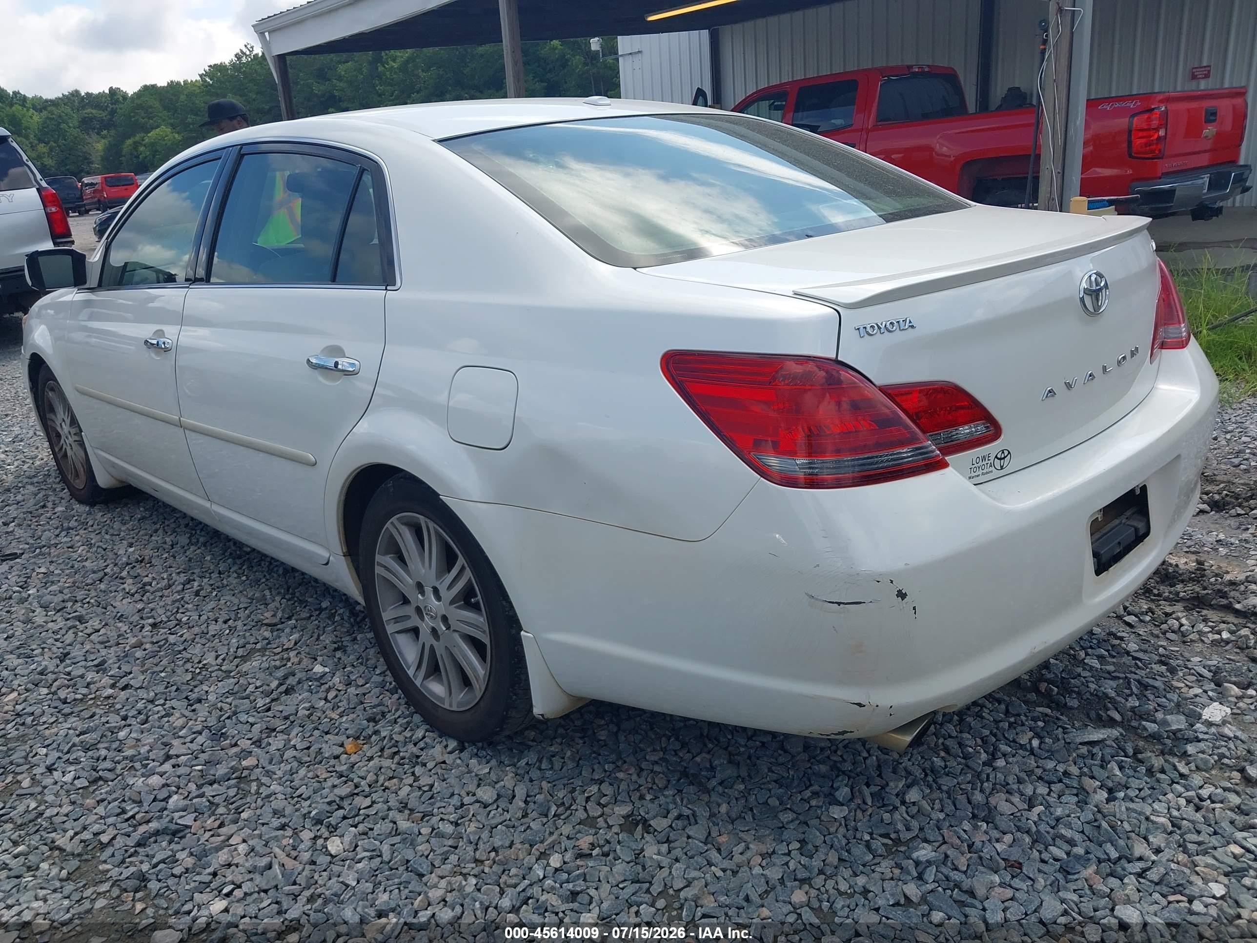 2009 Toyota Avalon Limited White vin: 4T1BK36B79U349767