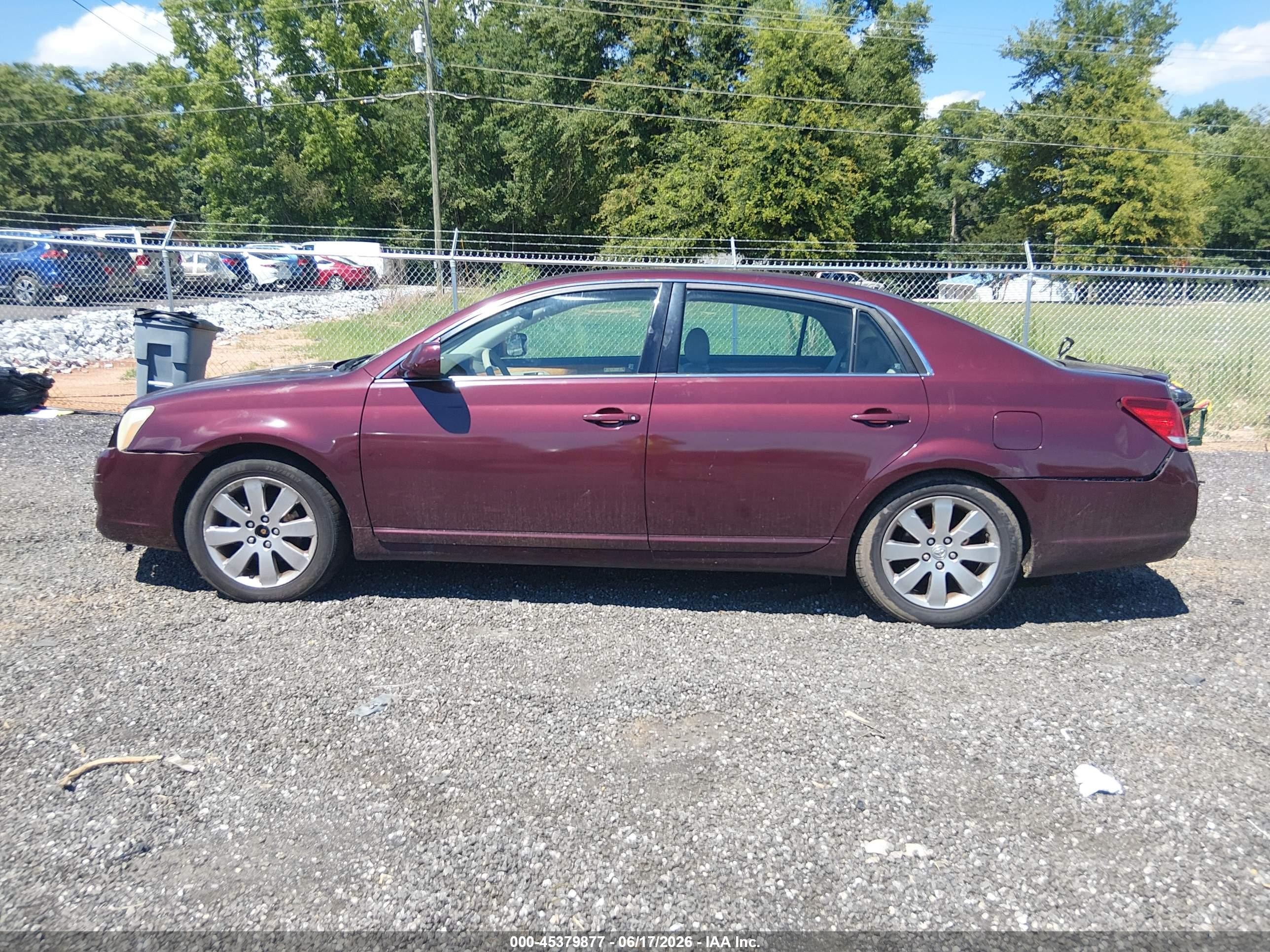 2005 Toyota Avalon Xls Burgundy vin: 4T1BK36B85U011546
