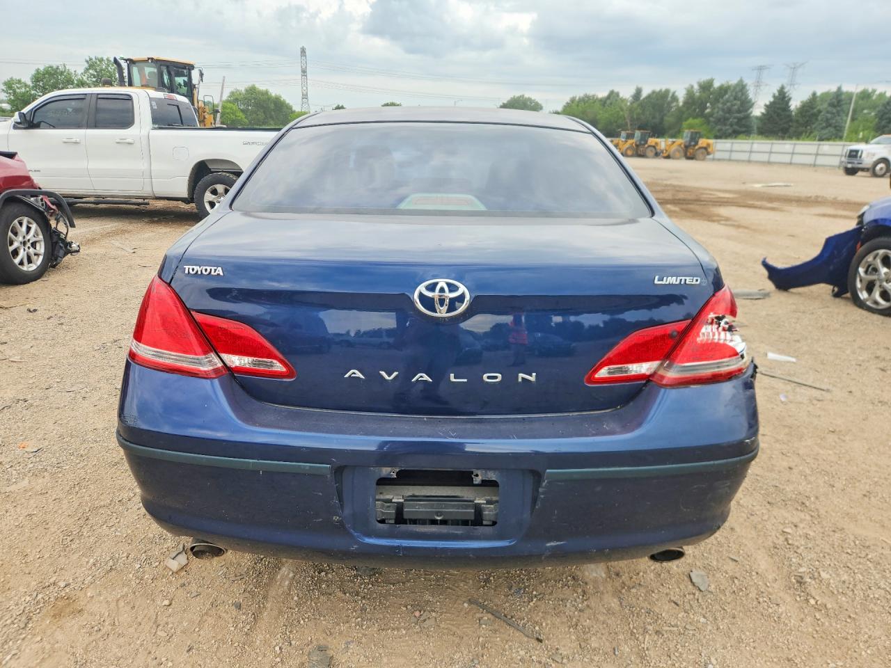 2005 Toyota Avalon Limited Blue vin: 4T1BK36B85U014544