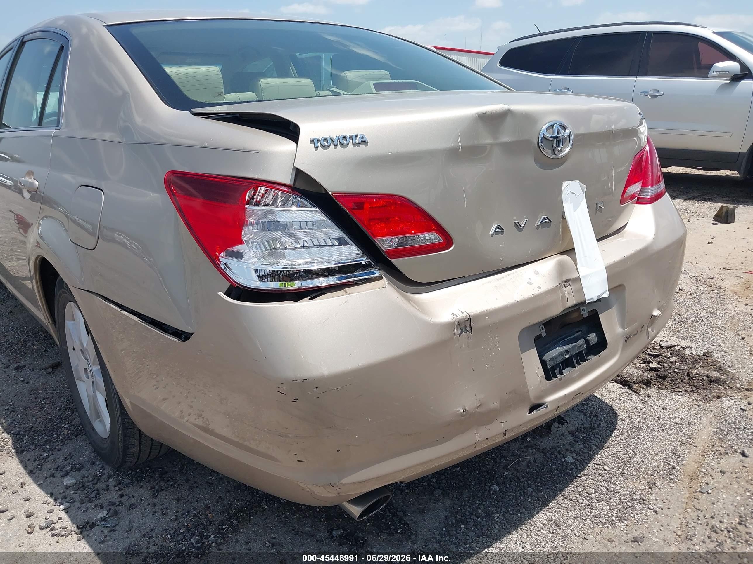 2005 Toyota Avalon Xl Gold vin: 4T1BK36B85U017234