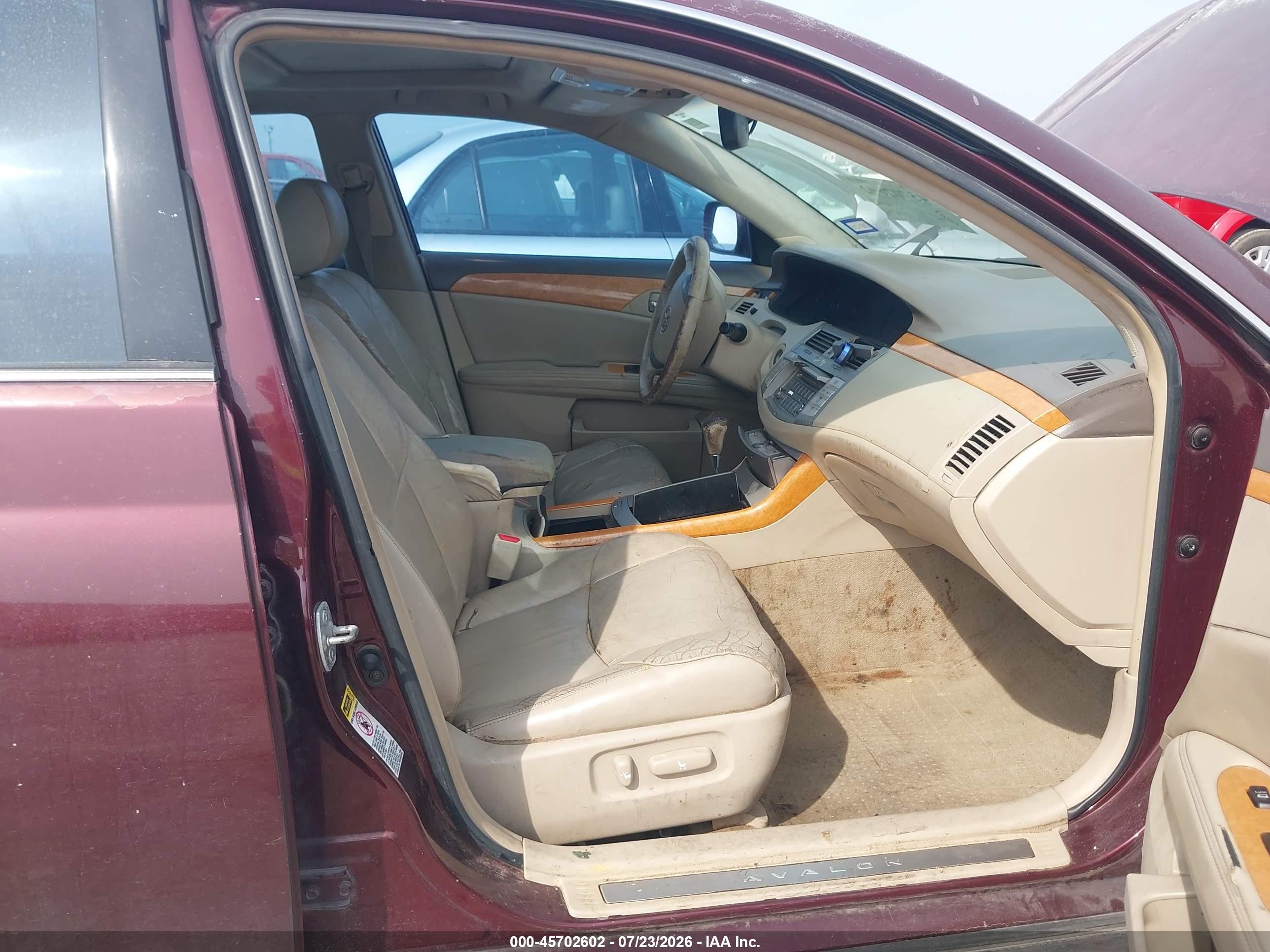 2005 Toyota Avalon Xls Burgundy vin: 4T1BK36B85U028251