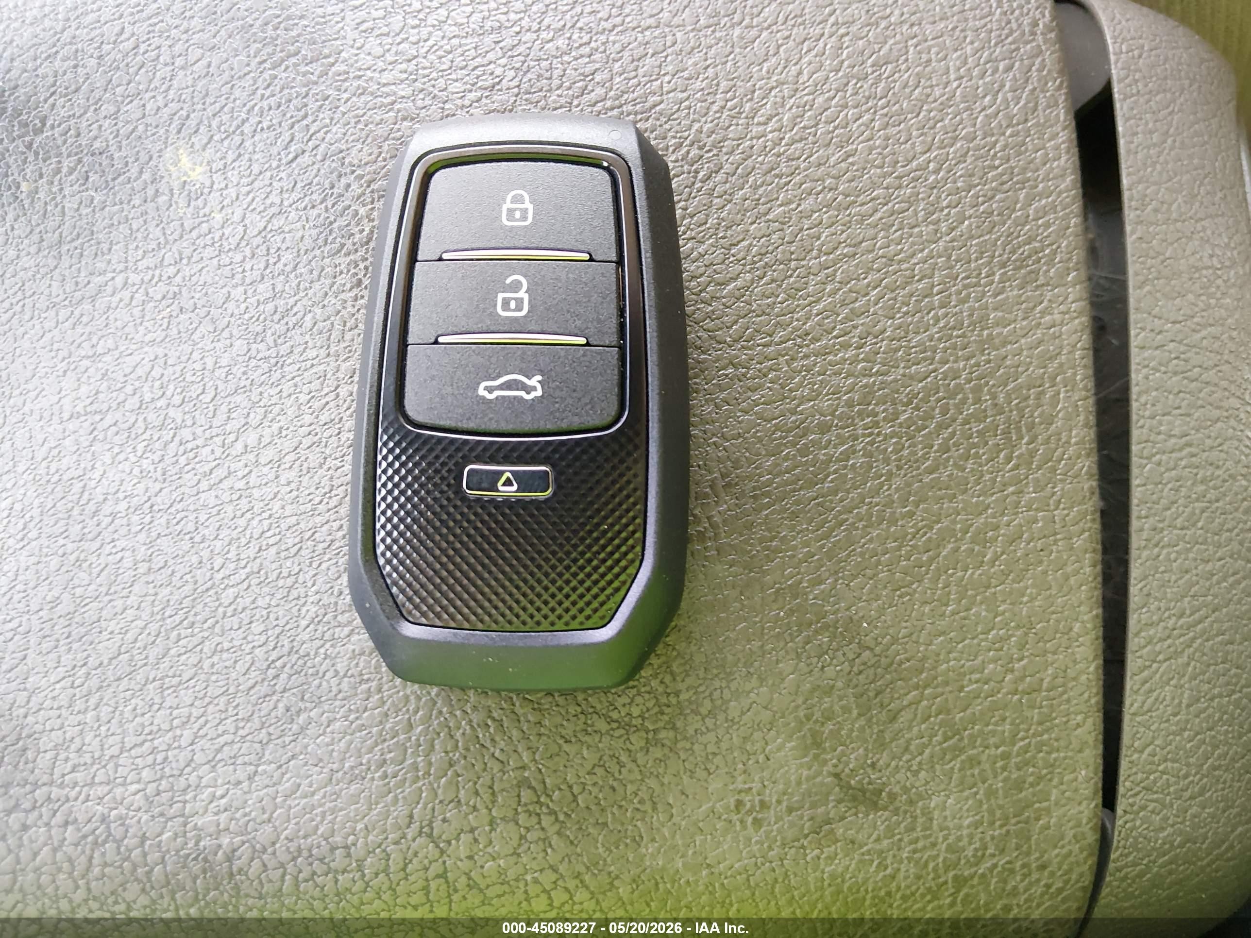2005 Toyota Avalon Limited Gold vin: 4T1BK36B85U044692