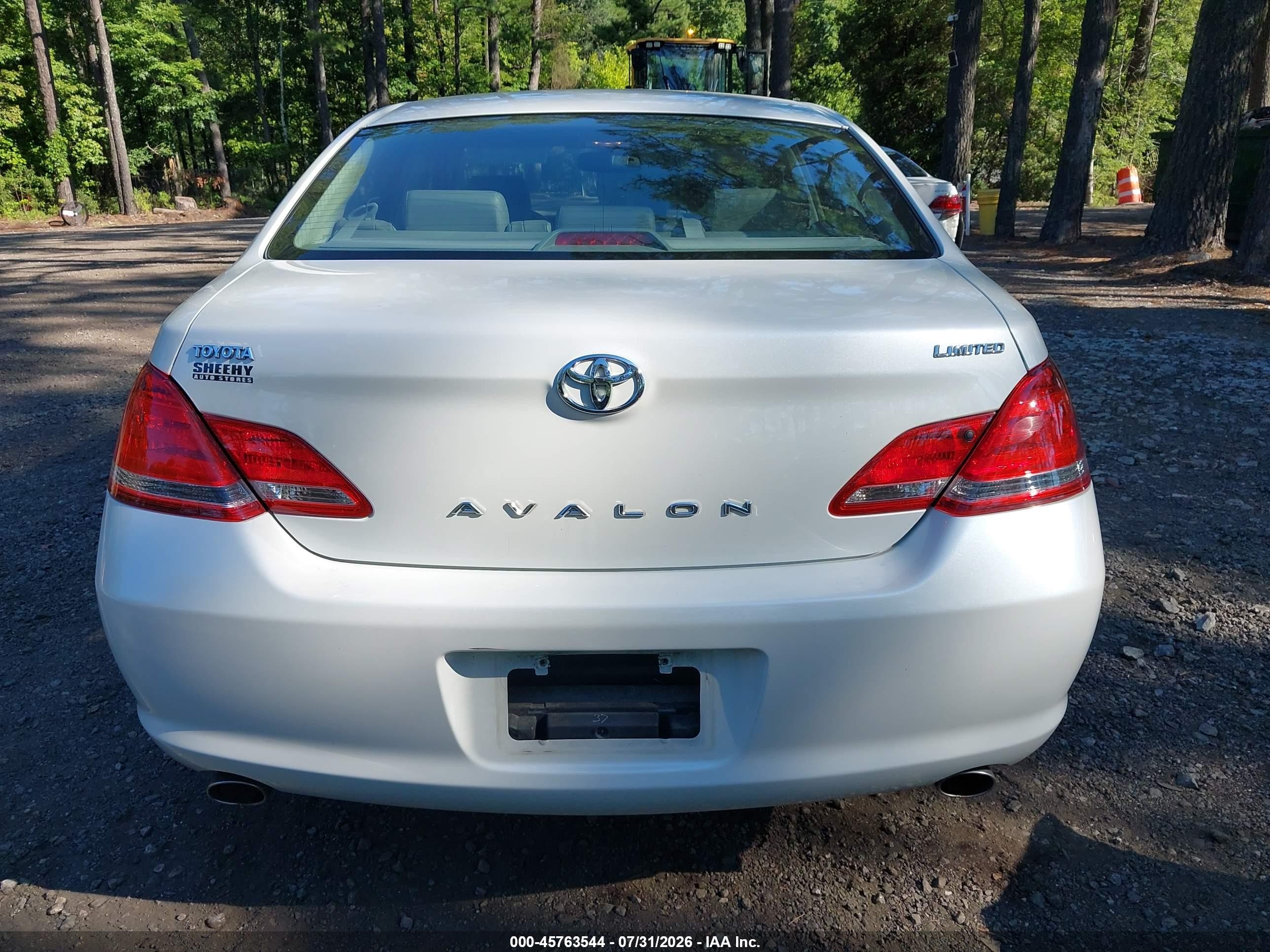 2006 Toyota Avalon Limited White vin: 4T1BK36B86U095224