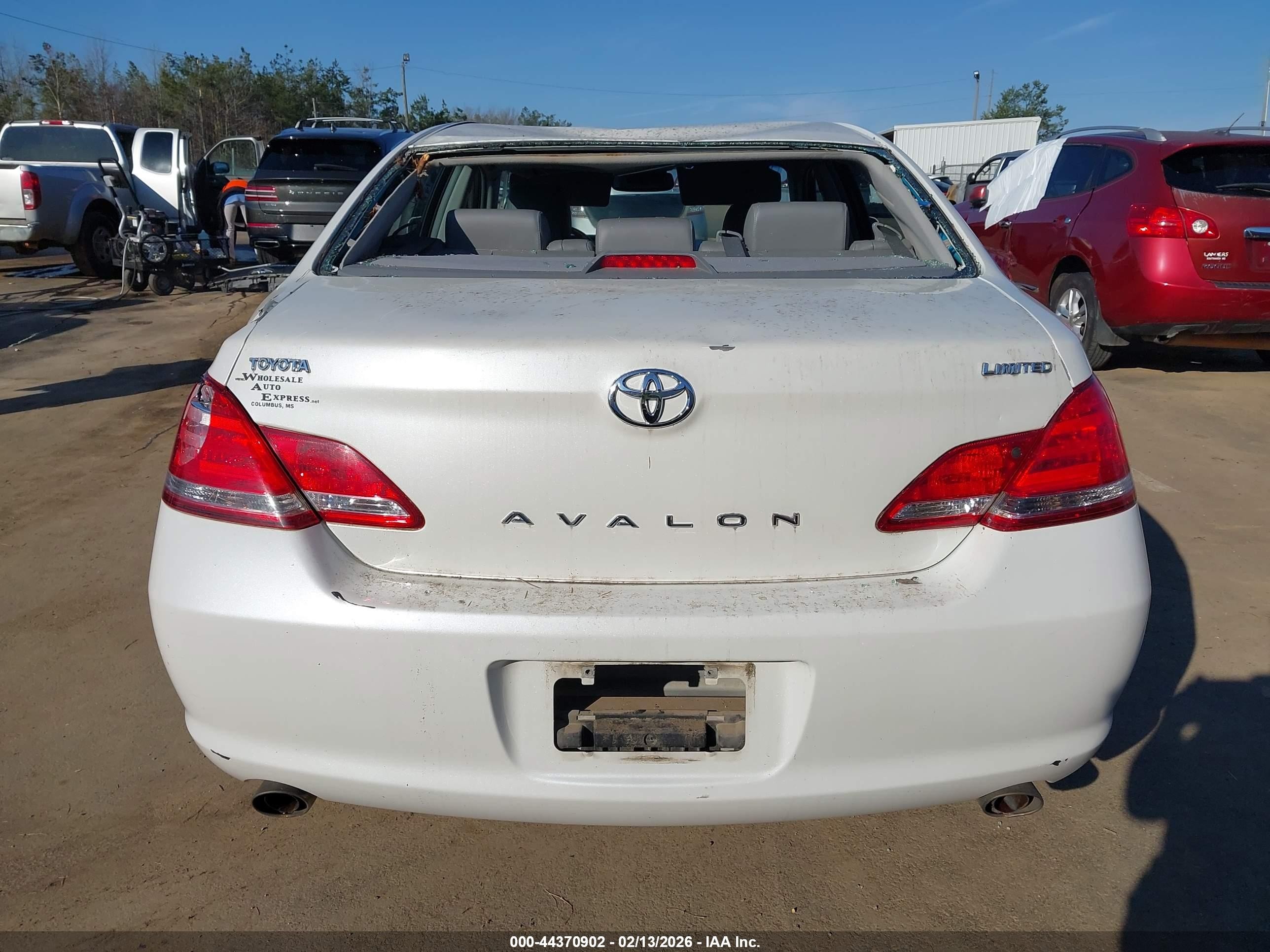 2006 Toyota Avalon Limited Белый vin: 4T1BK36B86U113477