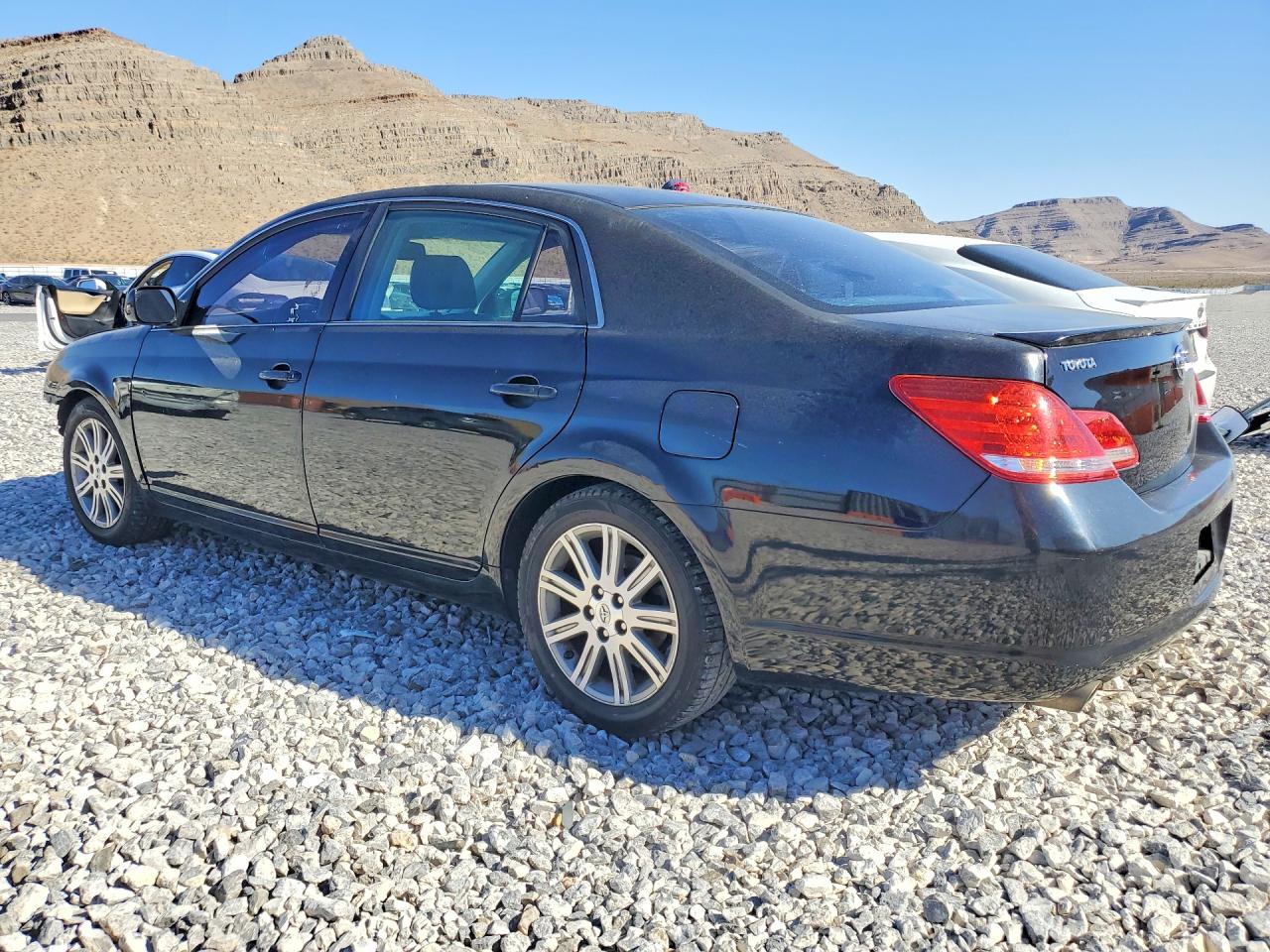 2007 Toyota Avalon Limited Black vin: 4T1BK36B87U192215