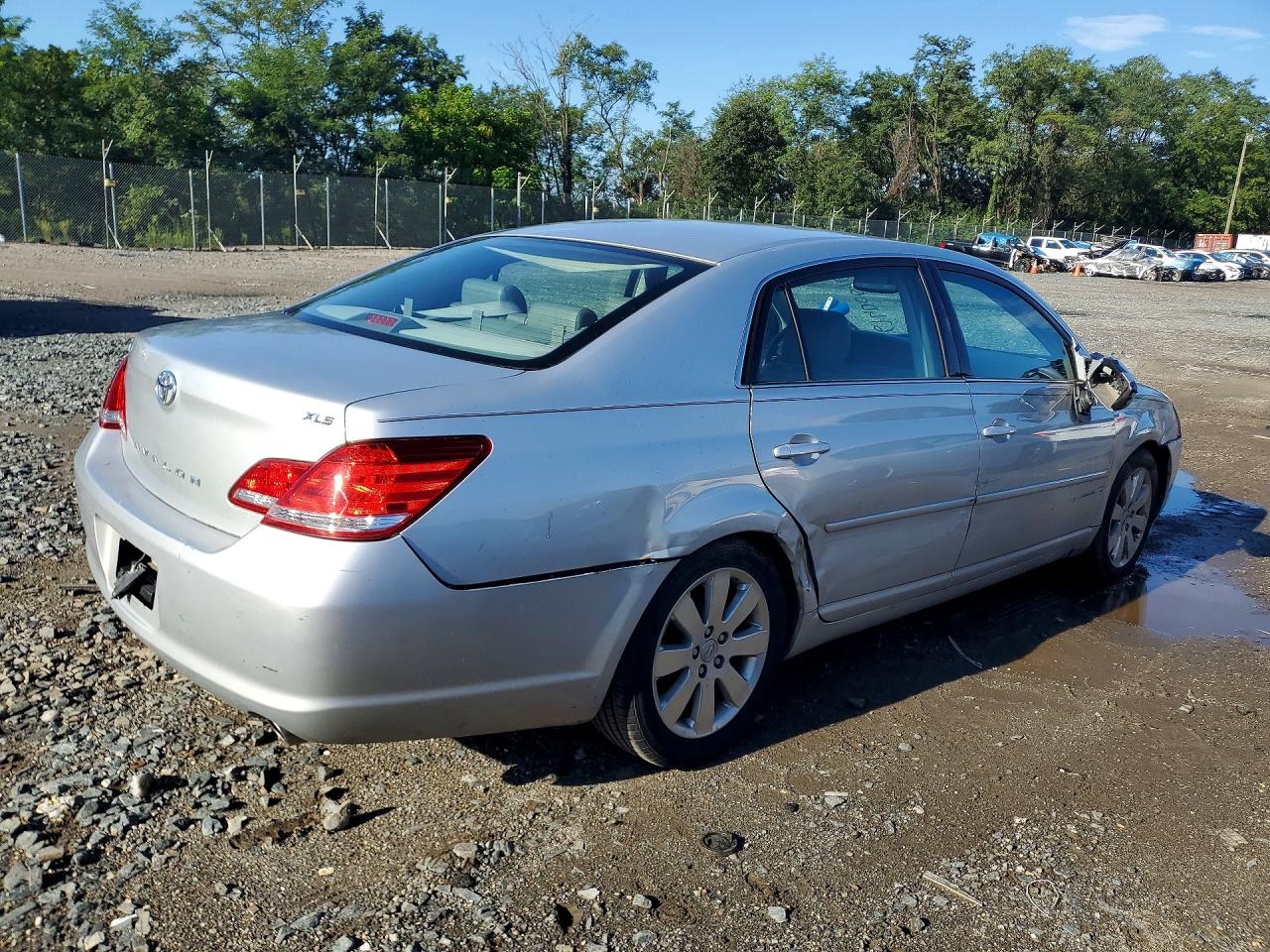 2007 Toyota Avalon Xls Silver vin: 4T1BK36B87U195423