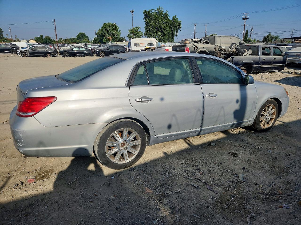 2007 Toyota Avalon Limited Silver vin: 4T1BK36B87U203214