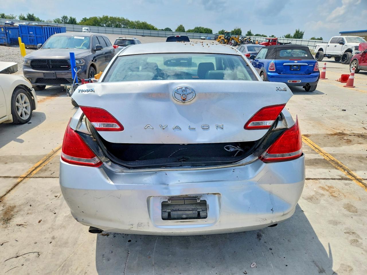 2007 Toyota Avalon Xls Silver vin: 4T1BK36B87U210499