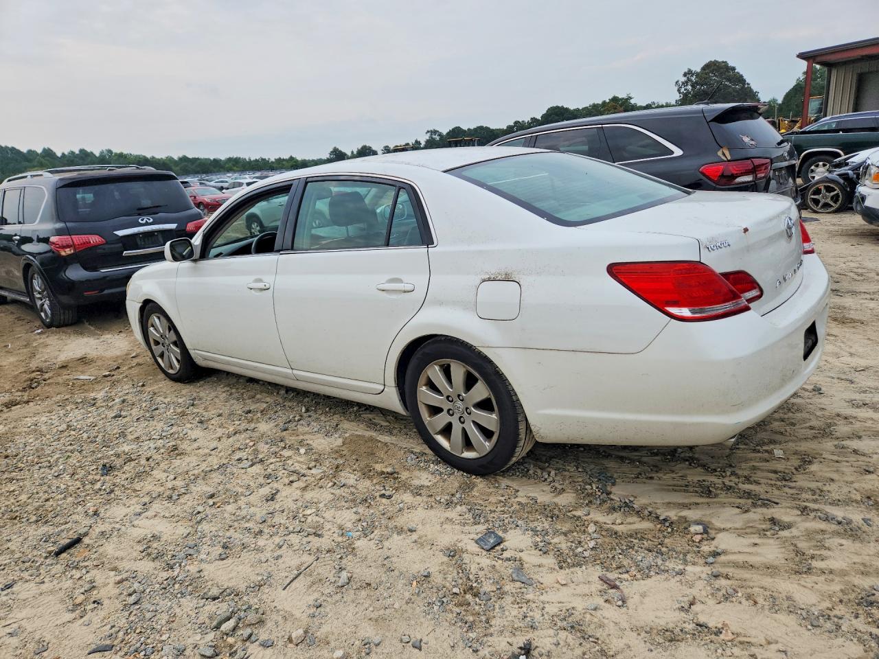 2007 Toyota Avalon Xls Белый vin: 4T1BK36B87U245432