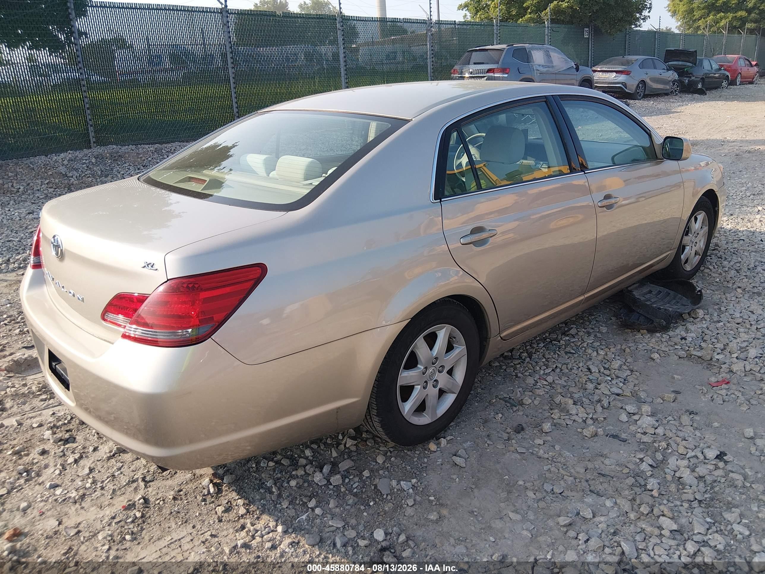 2008 Toyota Avalon Xl Gold vin: 4T1BK36B88U257792