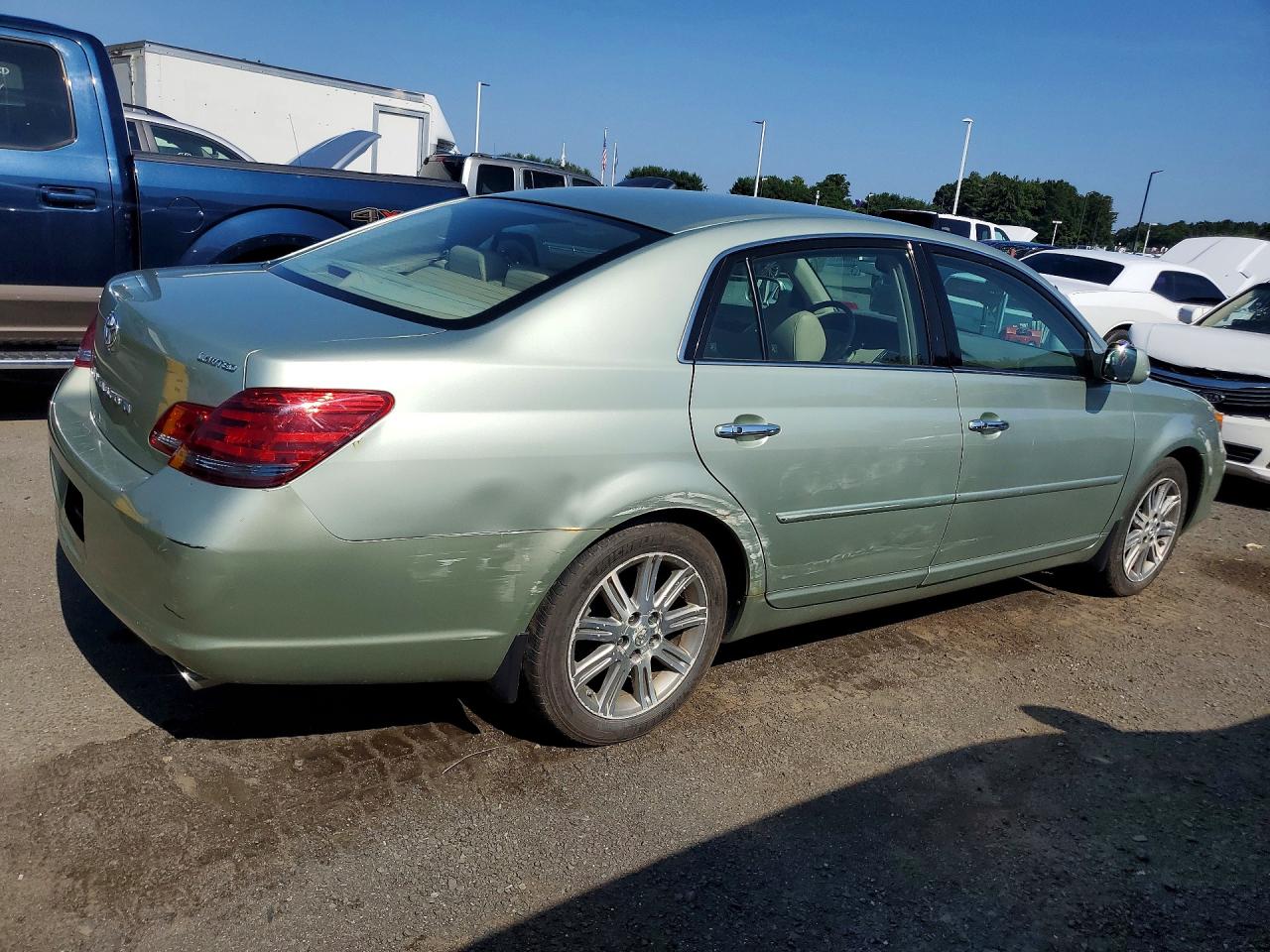 2008 Toyota Avalon Limited Beige vin: 4T1BK36B88U286807