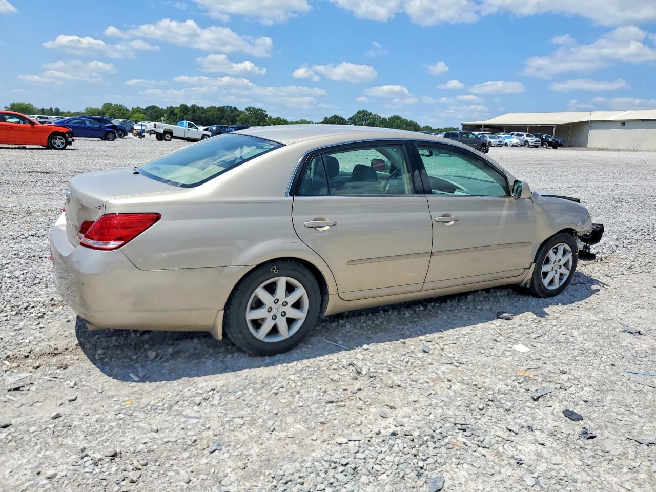 2008 Toyota Avalon Xl Золотой vin: 4T1BK36B88U309096