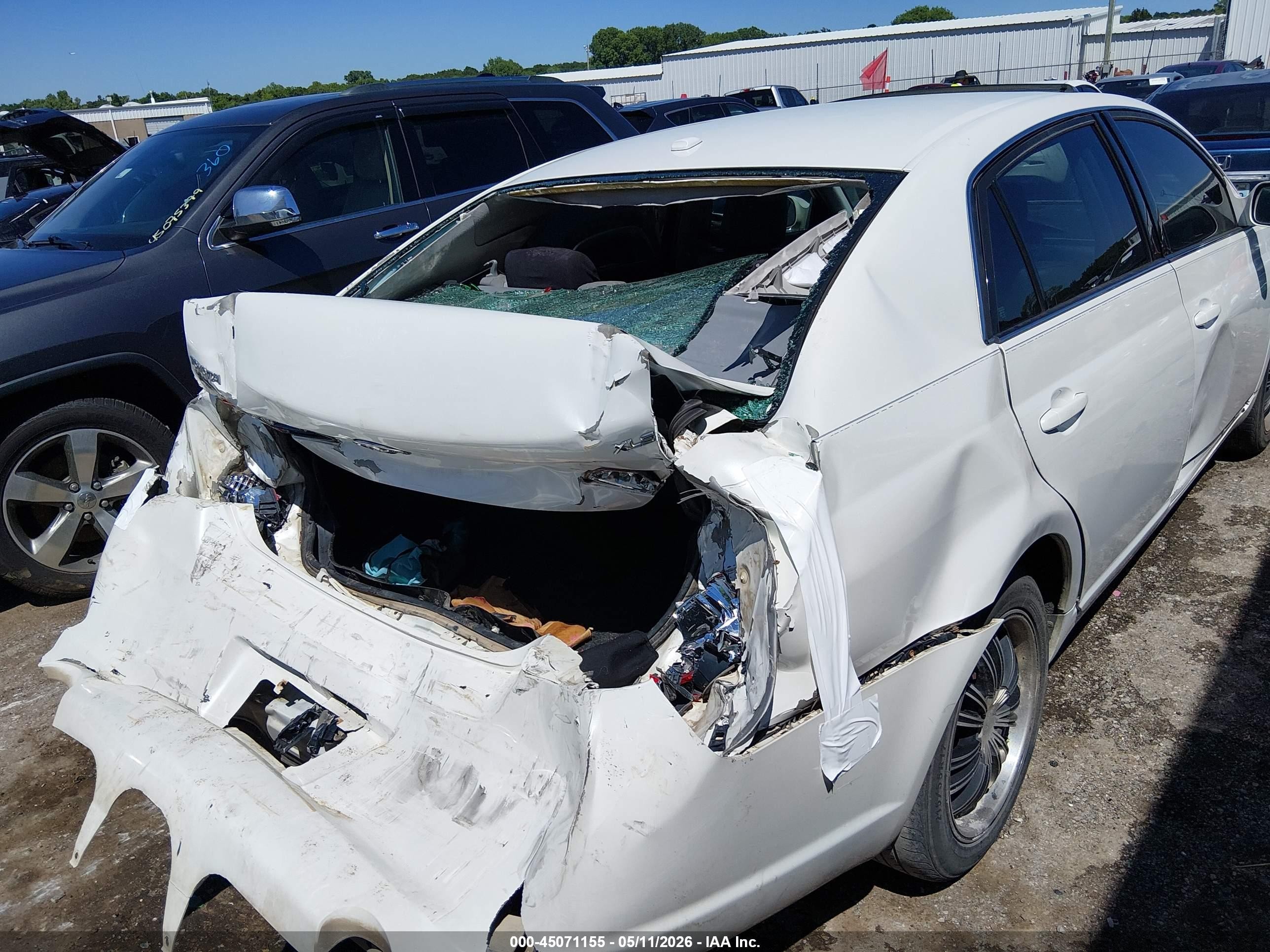 2009 Toyota Avalon Xls White vin: 4T1BK36B89U348658