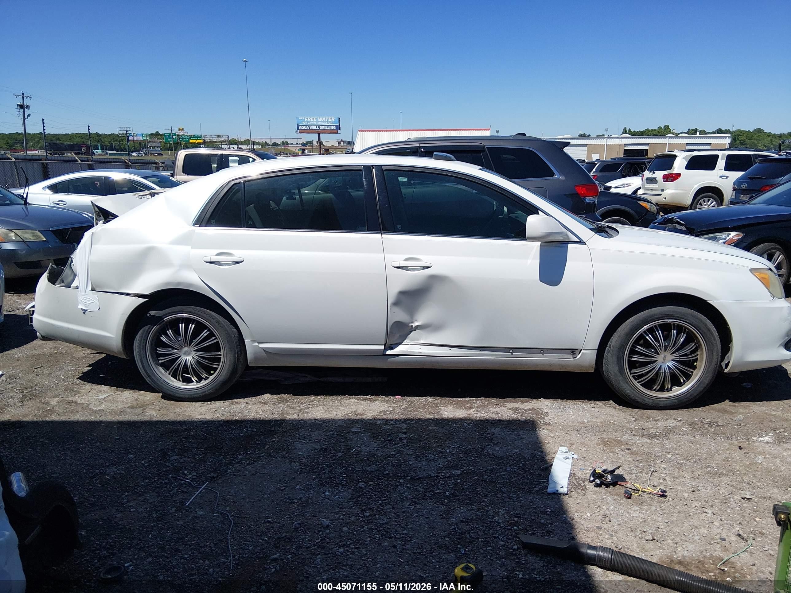 2009 Toyota Avalon Xls White vin: 4T1BK36B89U348658