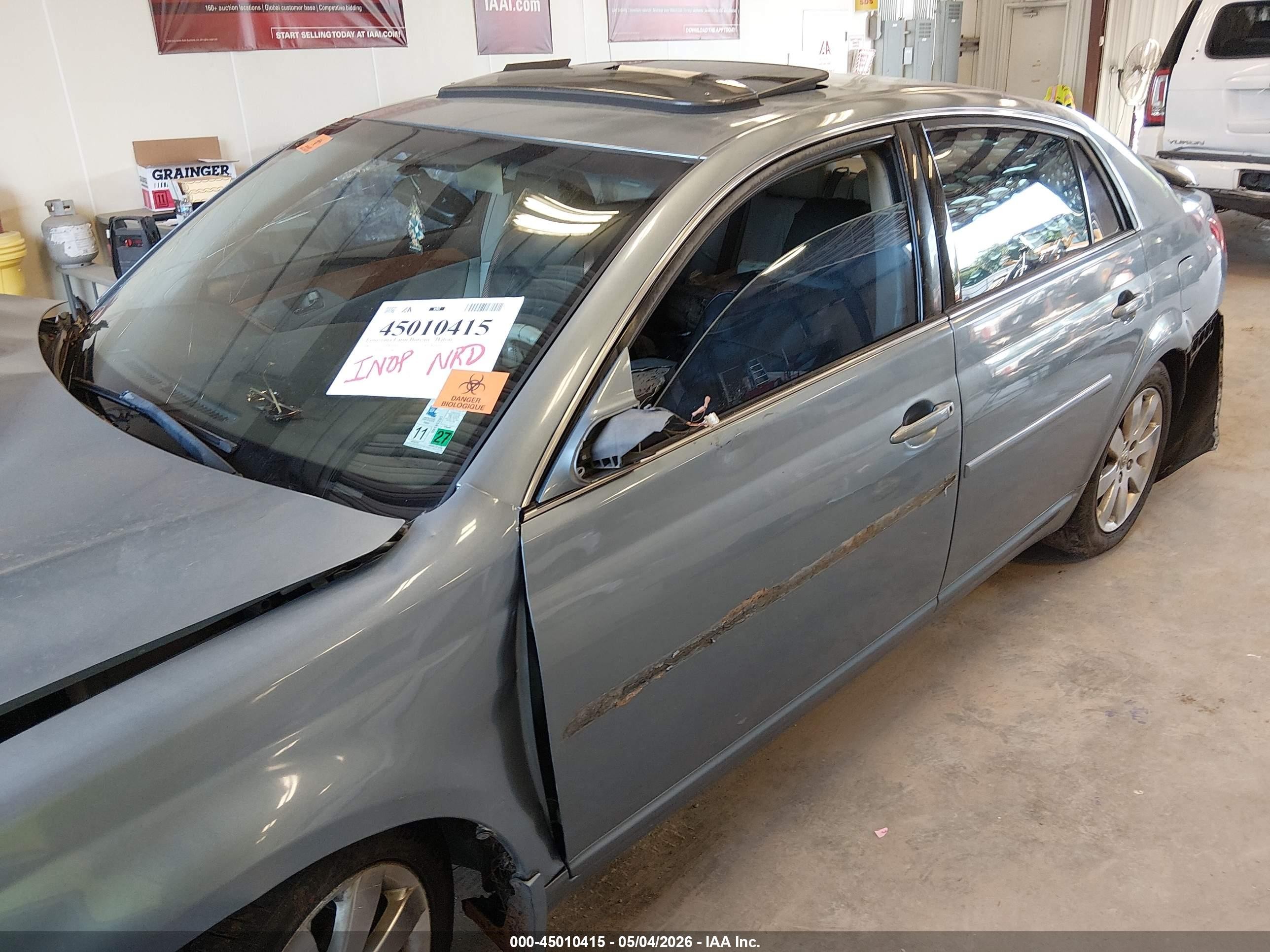 2005 Toyota Avalon Xls Blue vin: 4T1BK36B95U009823