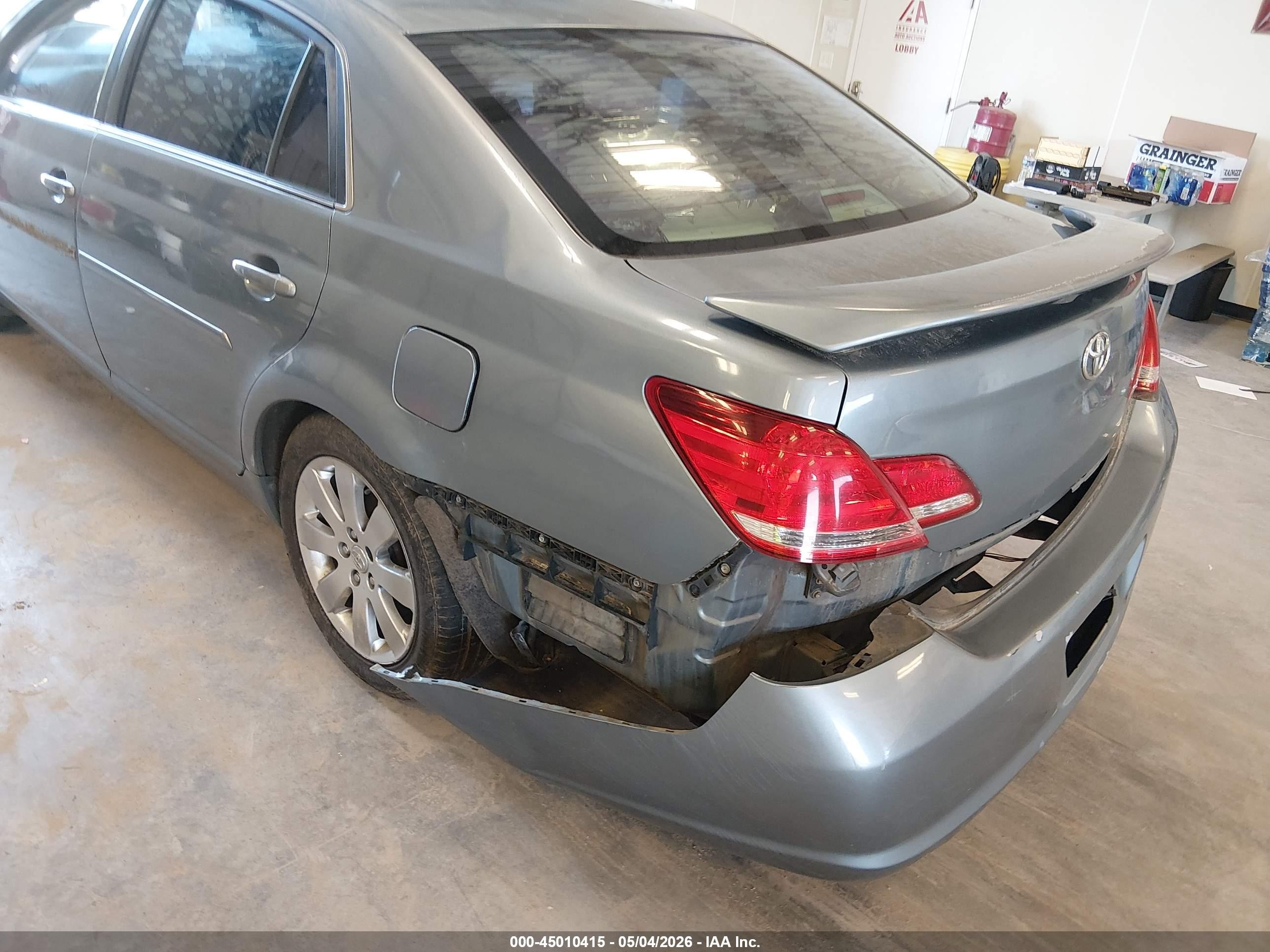 2005 Toyota Avalon Xls Blue vin: 4T1BK36B95U009823