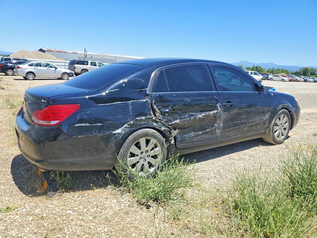 2005 Toyota Avalon Xls Black vin: 4T1BK36B95U019428