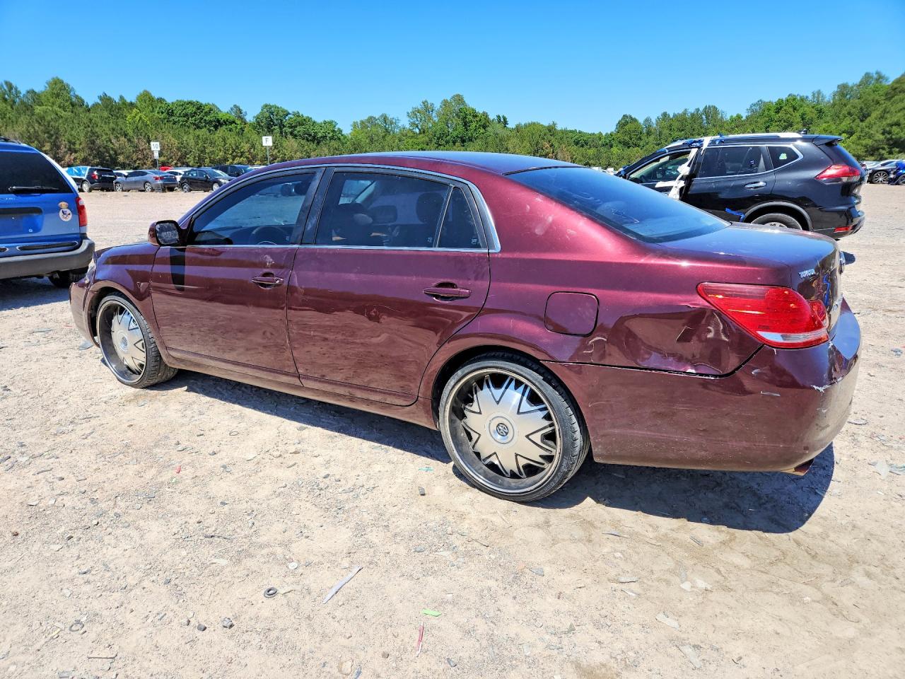 2005 Toyota Avalon Xls Burgundy vin: 4T1BK36B95U030350