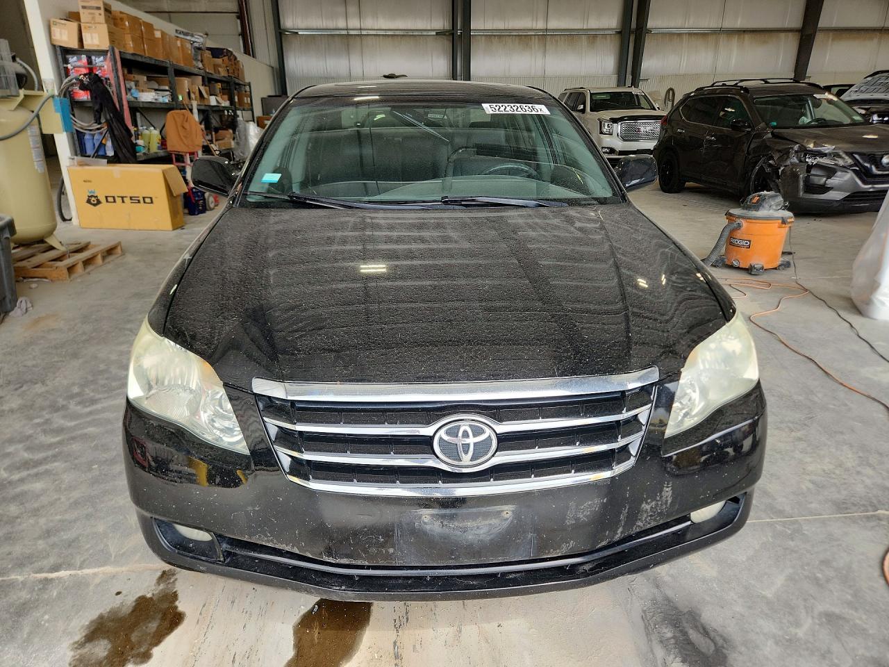 2005 Toyota Avalon Touring Black vin: 4T1BK36B95U033572