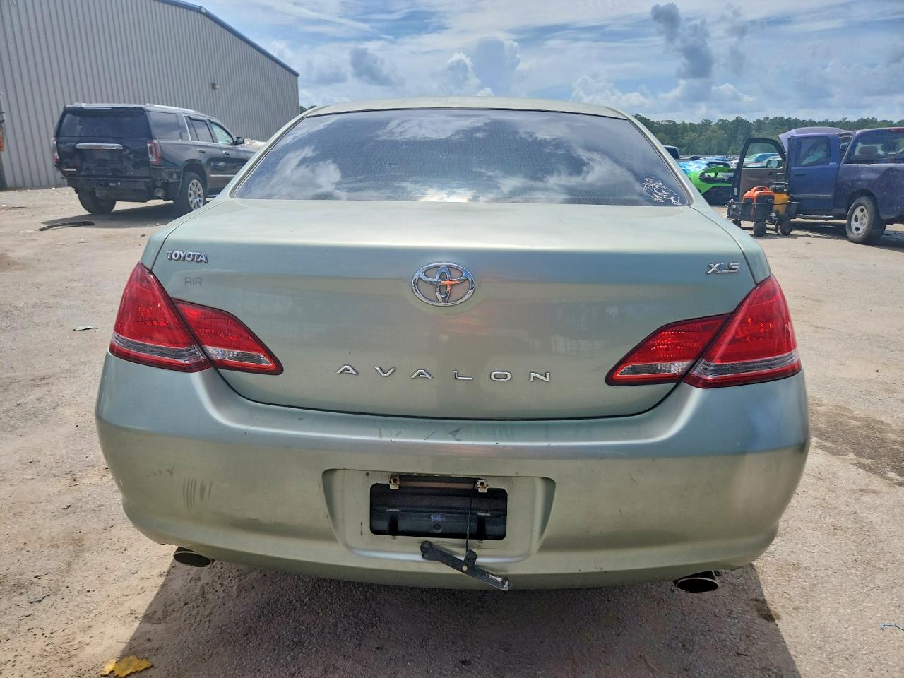 2005 Toyota Avalon Xls Green vin: 4T1BK36B95U038643