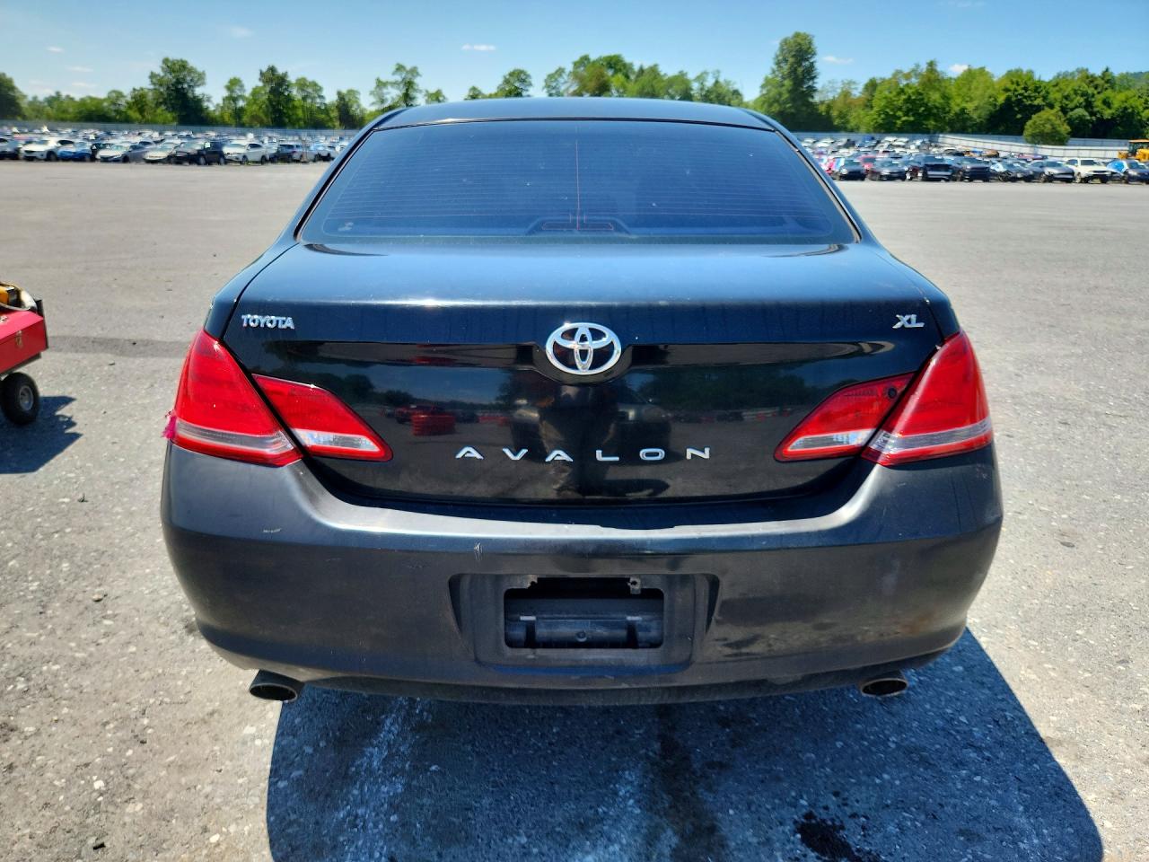 2005 Toyota Avalon Limited Black vin: 4T1BK36B95U040649