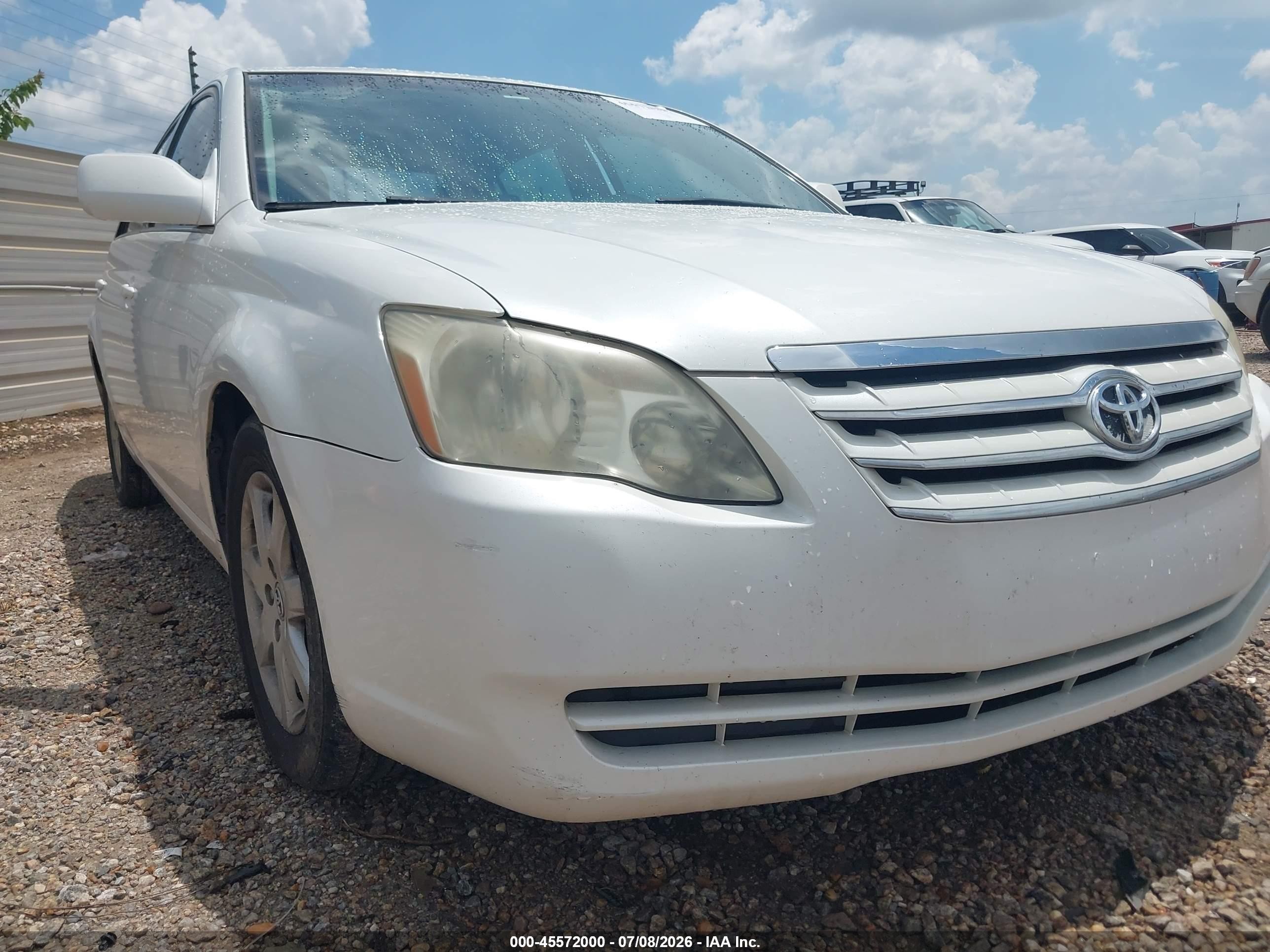 2005 Toyota Avalon Xl White vin: 4T1BK36B95U045513