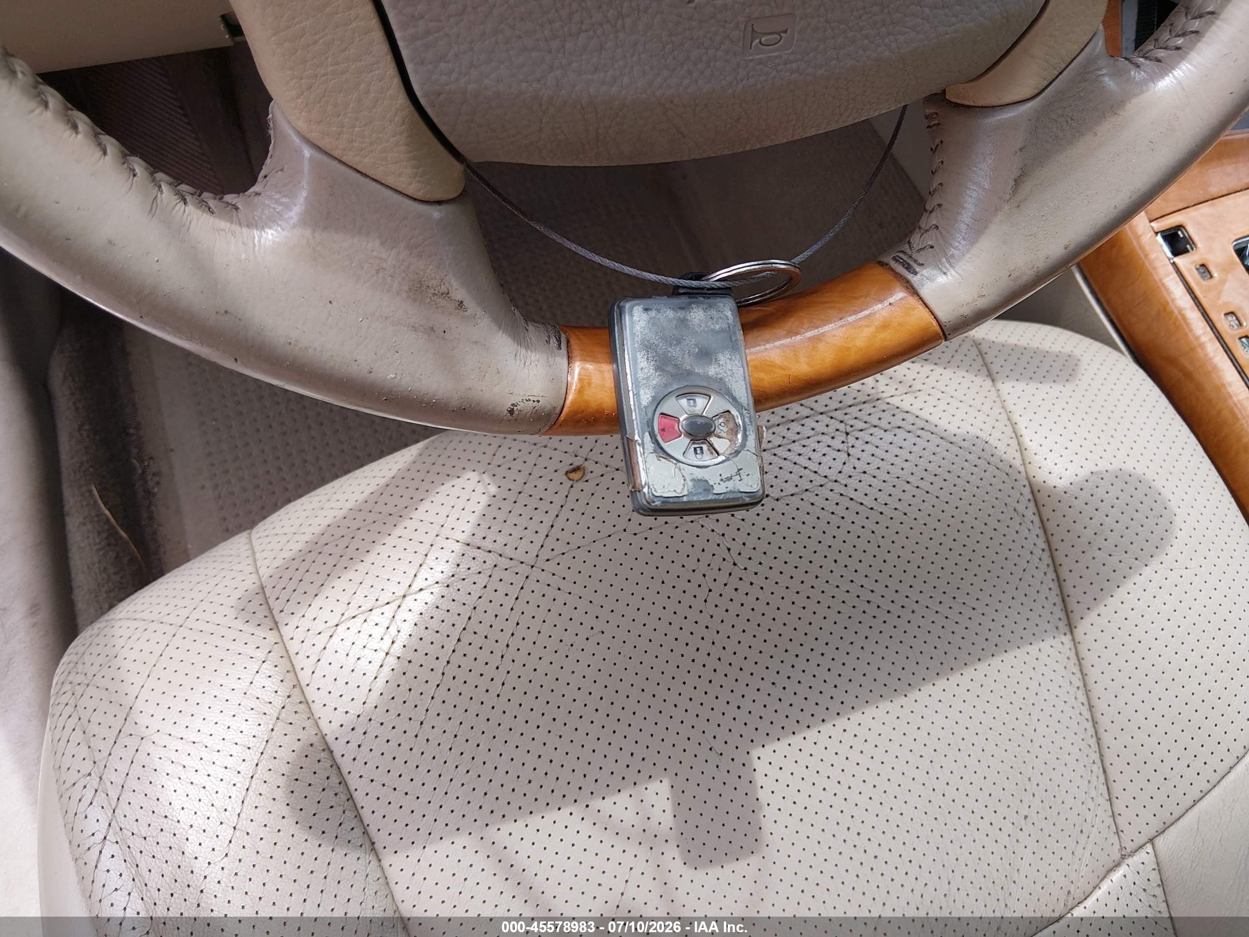 2006 Toyota Avalon Limited Золотой vin: 4T1BK36B96U106439