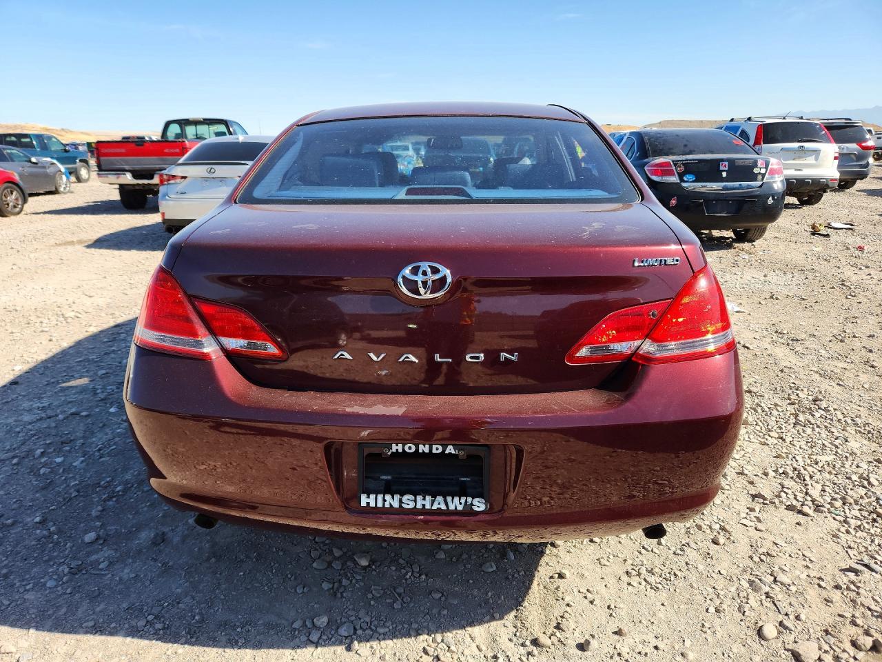 2006 Toyota Avalon Limited Burgundy vin: 4T1BK36B96U152336