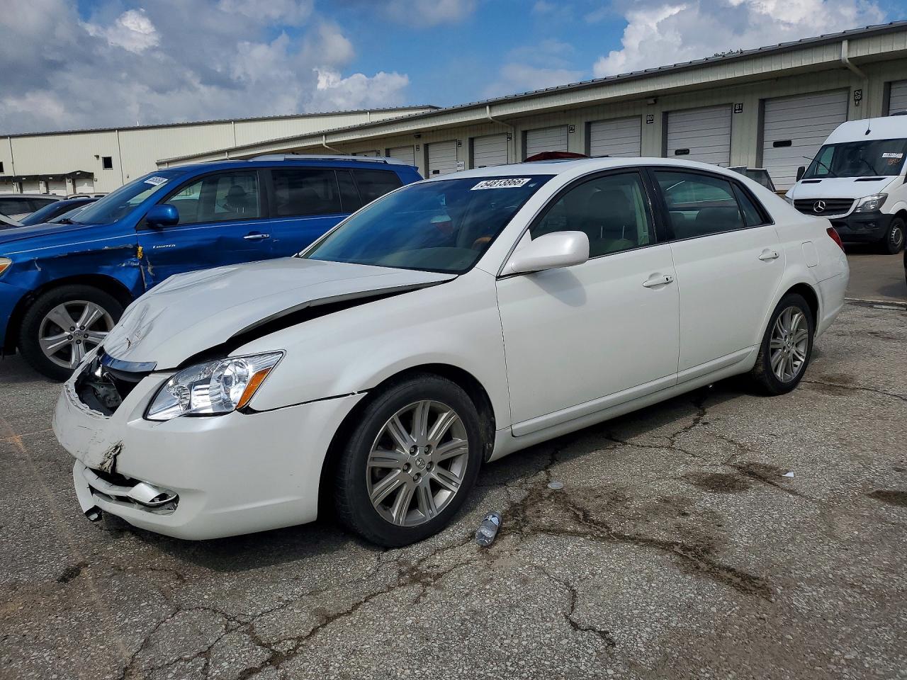 2006 Toyota Avalon Limited White vin: 4T1BK36B96U164874