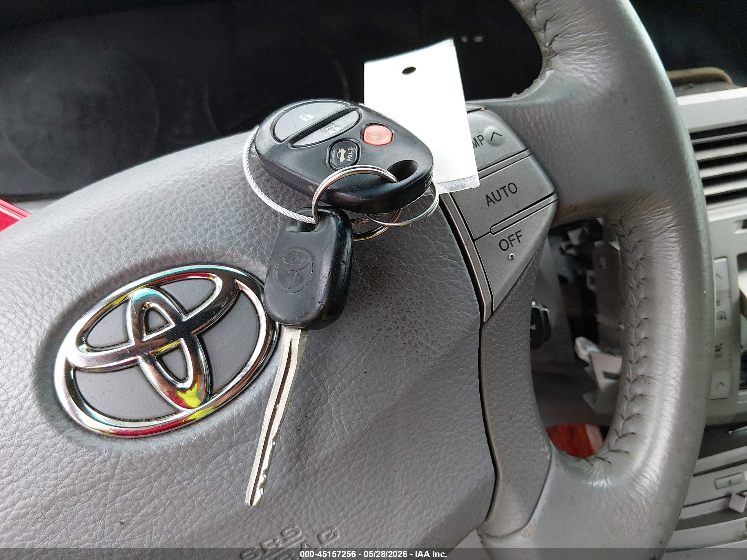 2006 Toyota Avalon Xls White vin: 4T1BK36B96U165748