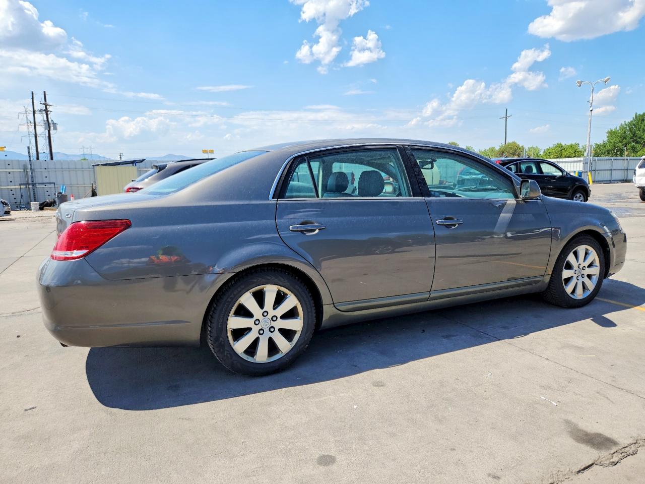 2007 Toyota Avalon Xls Gray vin: 4T1BK36B97U207028