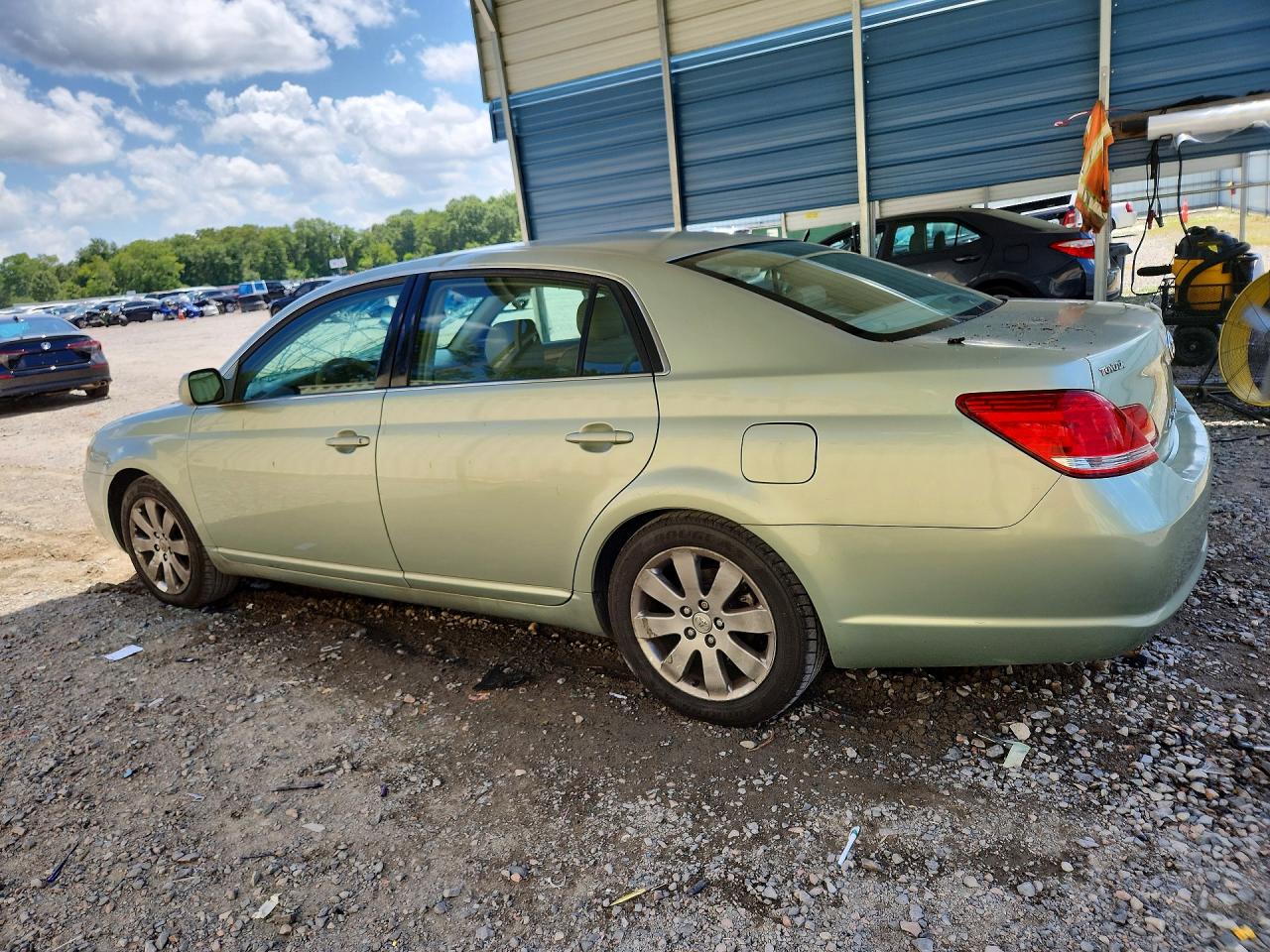 2007 Toyota Avalon Xls Cream vin: 4T1BK36B97U225075
