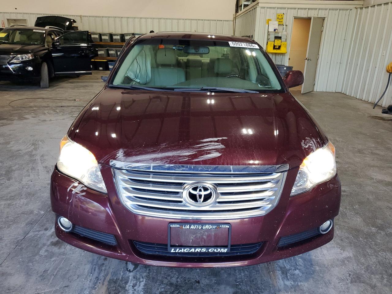 2008 Toyota Avalon Limited Burgundy vin: 4T1BK36B98U257042