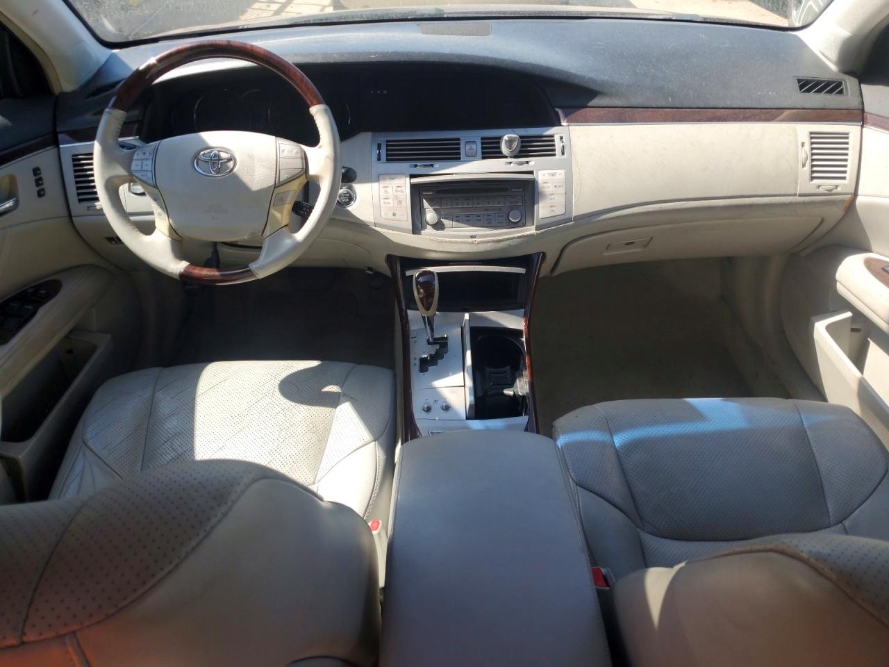 2008 Toyota Avalon Burgundy vin: 4T1BK36B98U283463