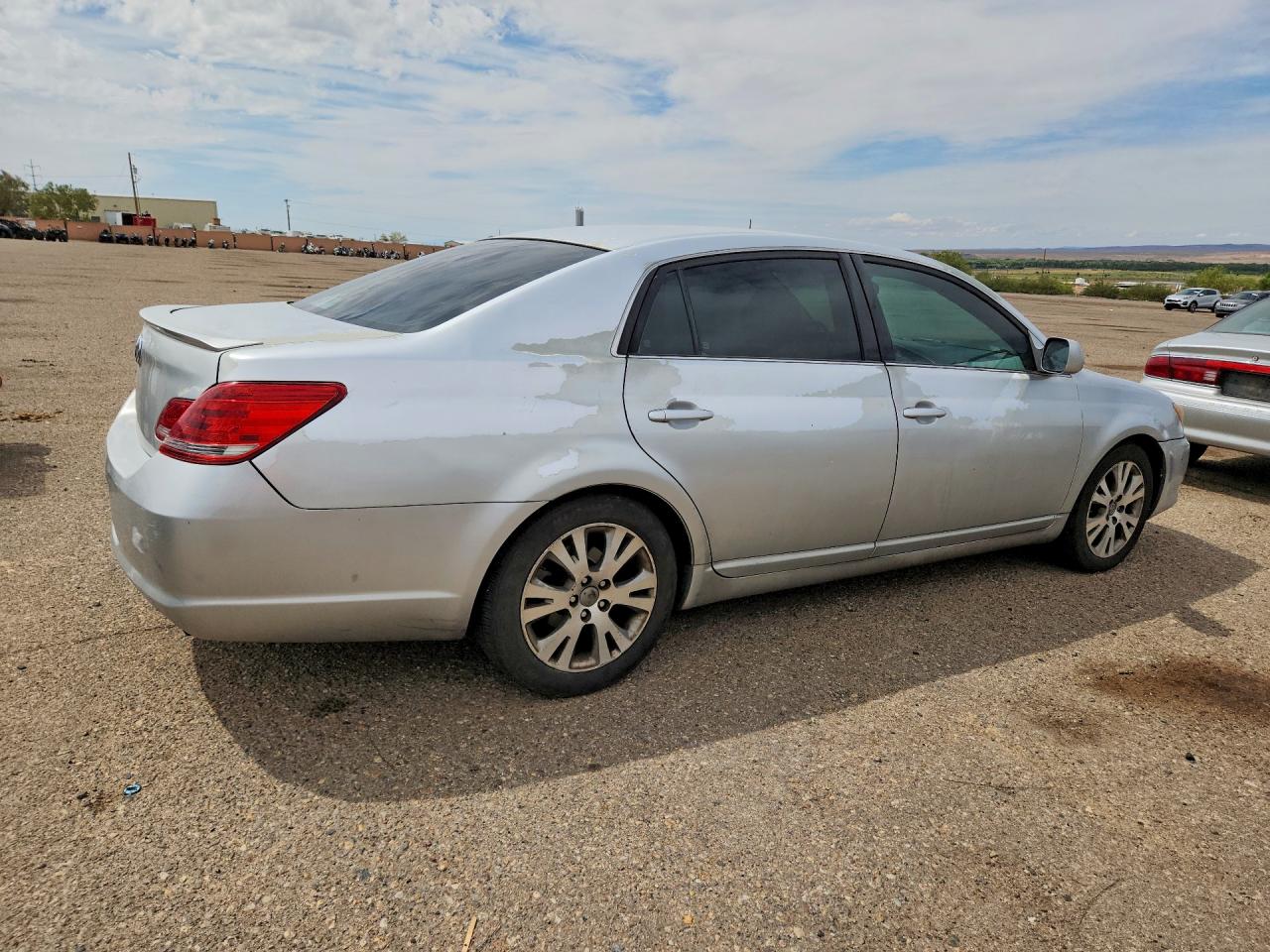 2008 Toyota Avalon Touring Silver vin: 4T1BK36B98U291532