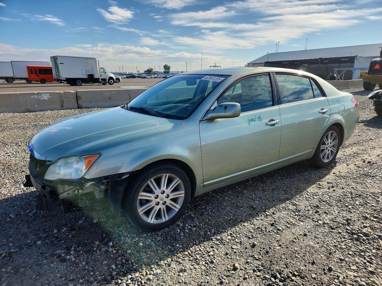 2008 Toyota Avalon Limited Tan vin: 4T1BK36B98U308555