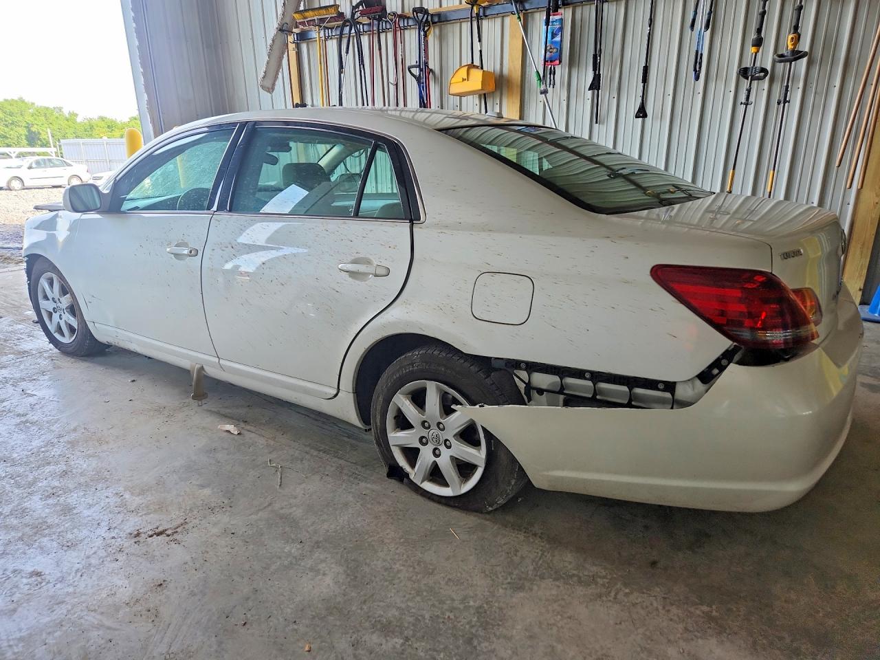 2009 Toyota Avalon Xl White vin: 4T1BK36B99U342027