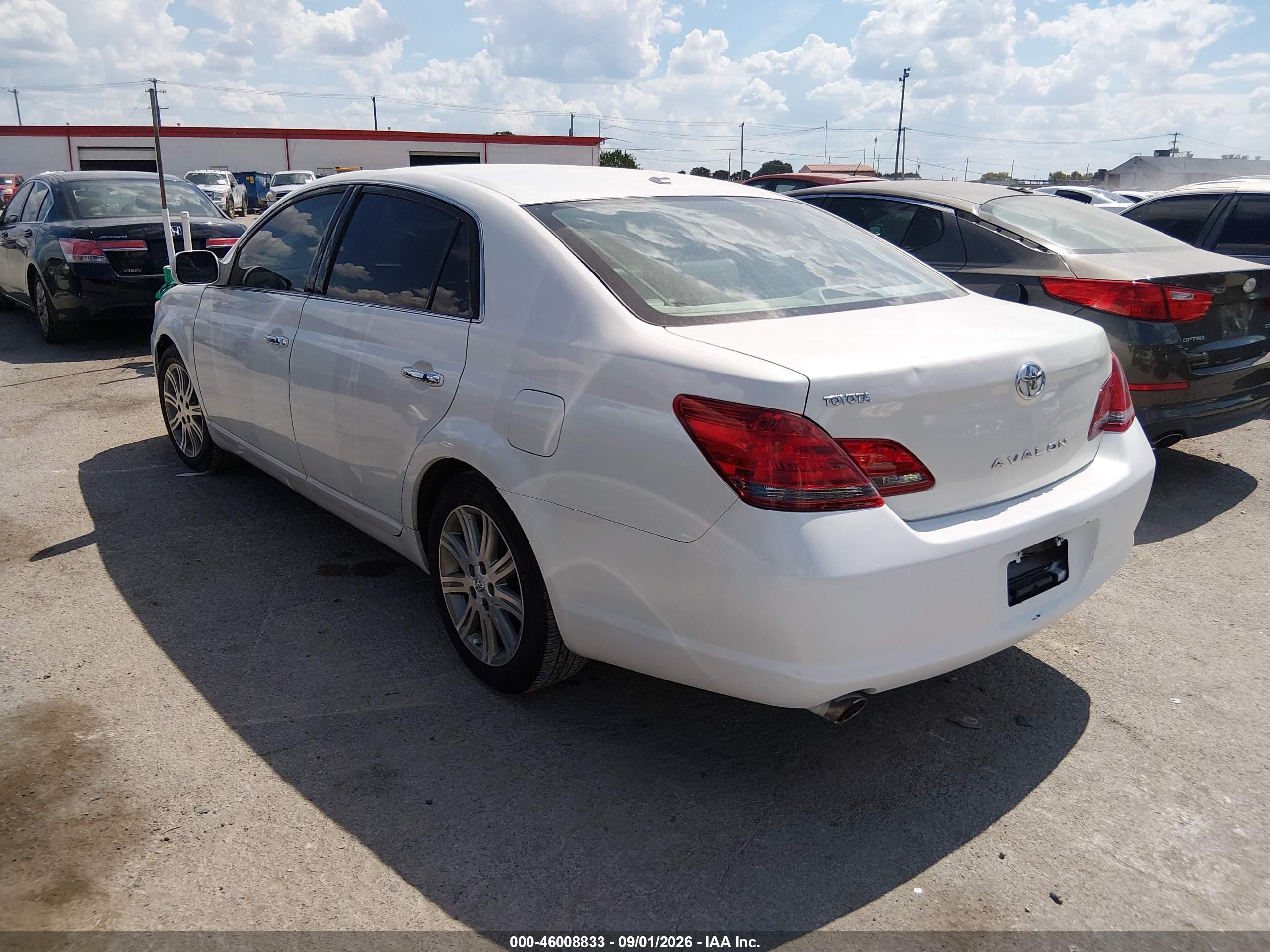 2009 Toyota Avalon Limited White vin: 4T1BK36B99U343422
