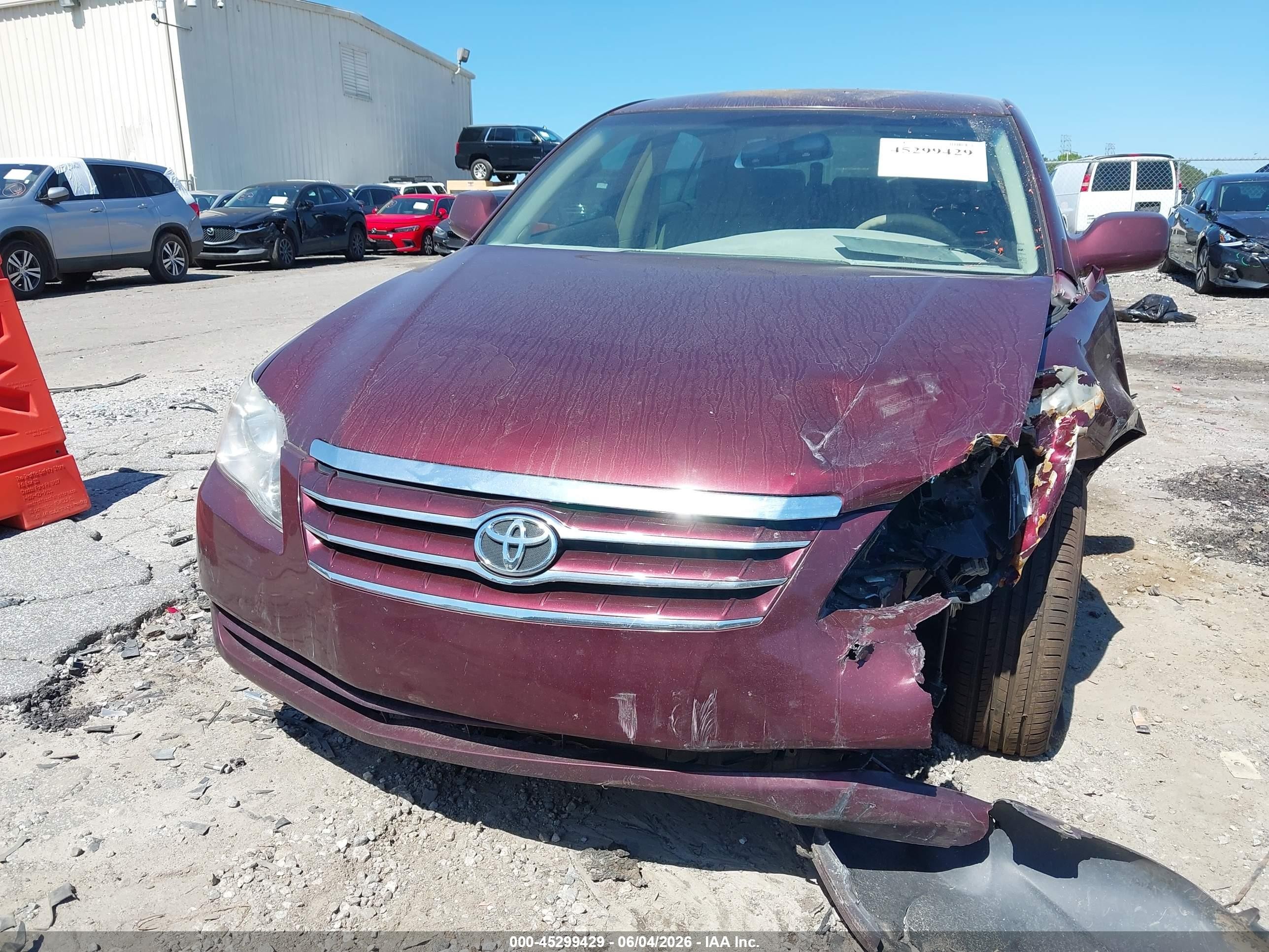 2005 Toyota Avalon Xl Red vin: 4T1BK36BX5U033483