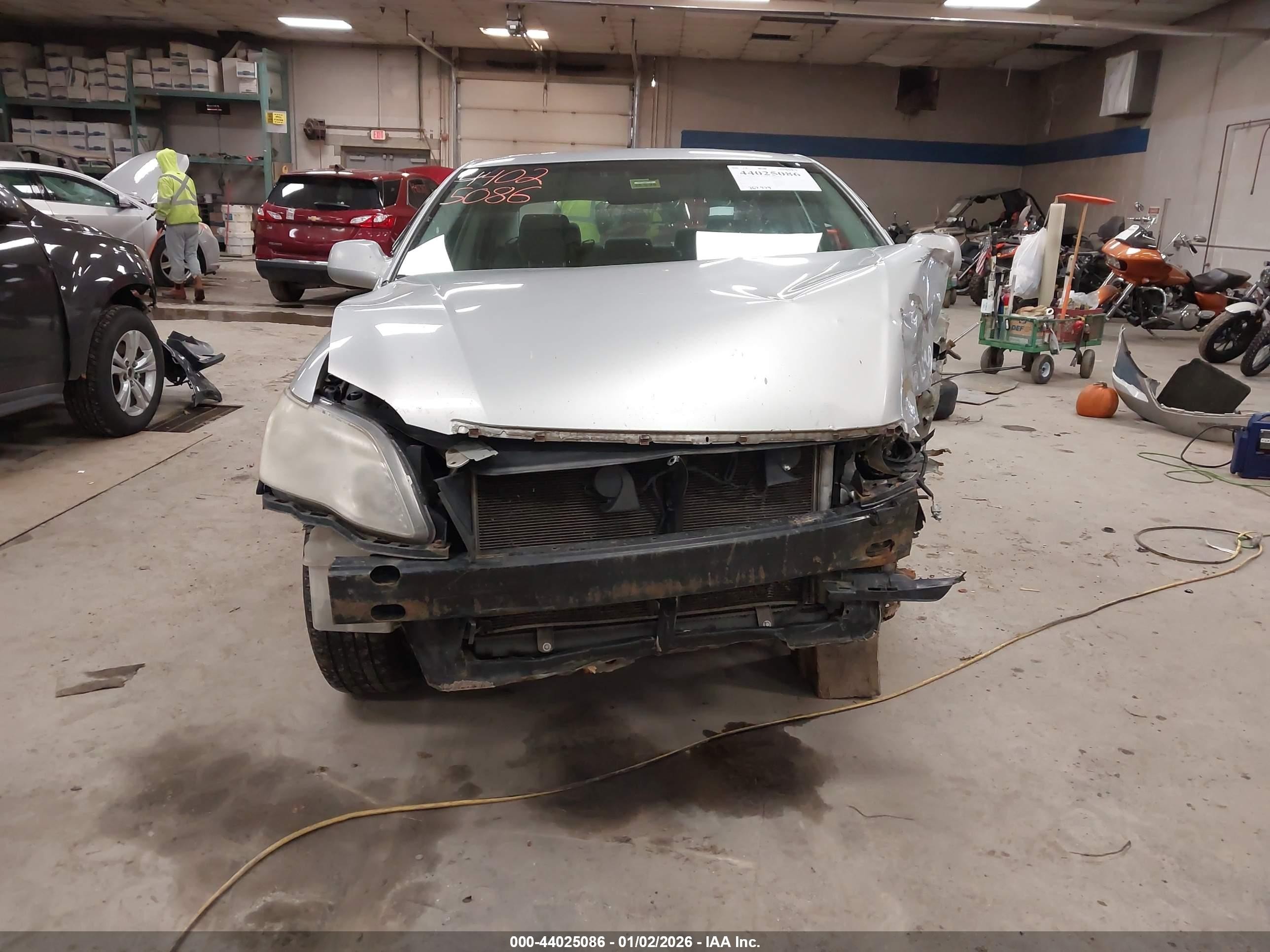 2006 Toyota Avalon Xl Silver vin: 4T1BK36BX6U066890
