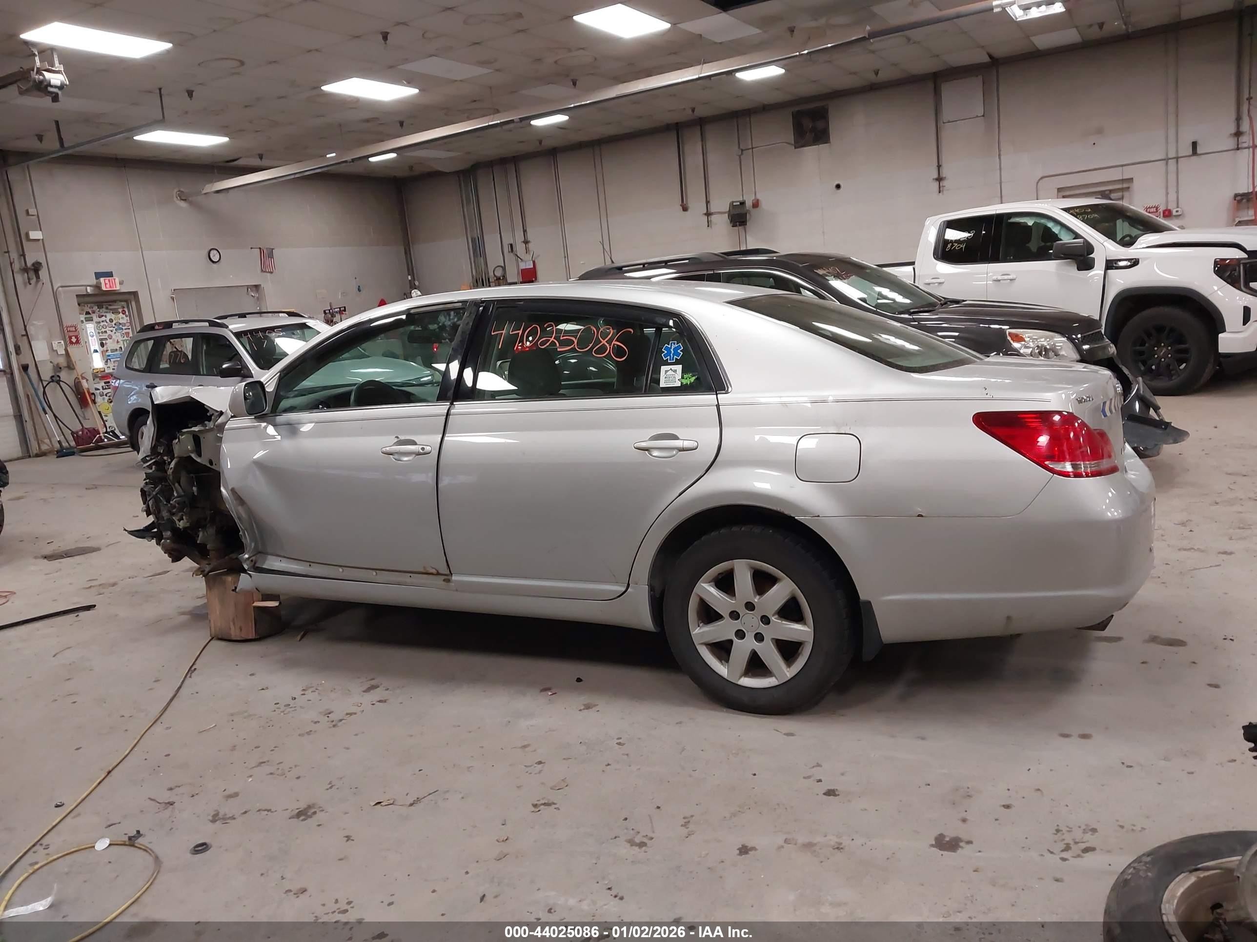 2006 Toyota Avalon Xl Silver vin: 4T1BK36BX6U066890