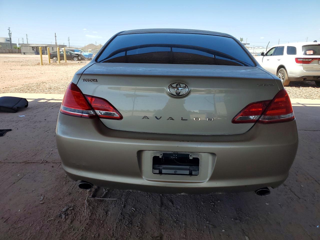 2006 Toyota Avalon Limited Gold vin: 4T1BK36BX6U081518