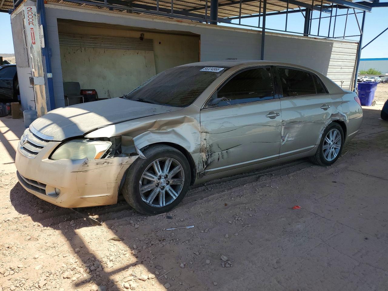 4T1BK36BX6U081518