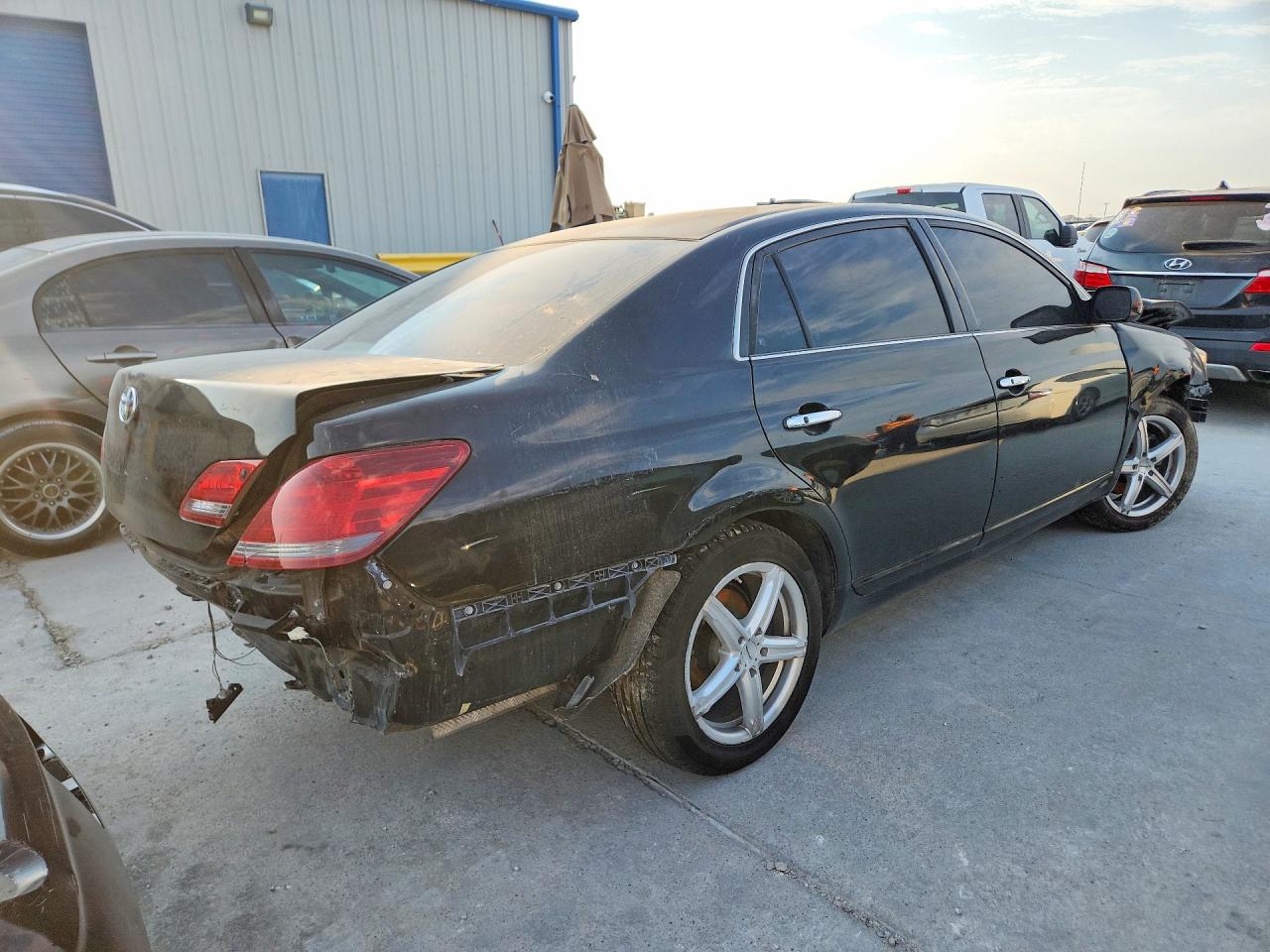2008 Toyota Avalon Limited Black vin: 4T1BK36BX8U298893