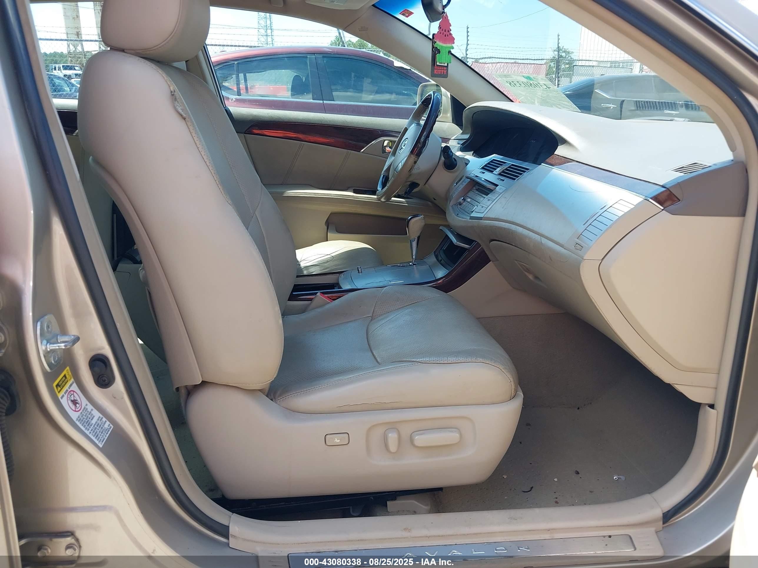 2008 Toyota Avalon Limited Gold vin: 4T1BK36BX8U299588