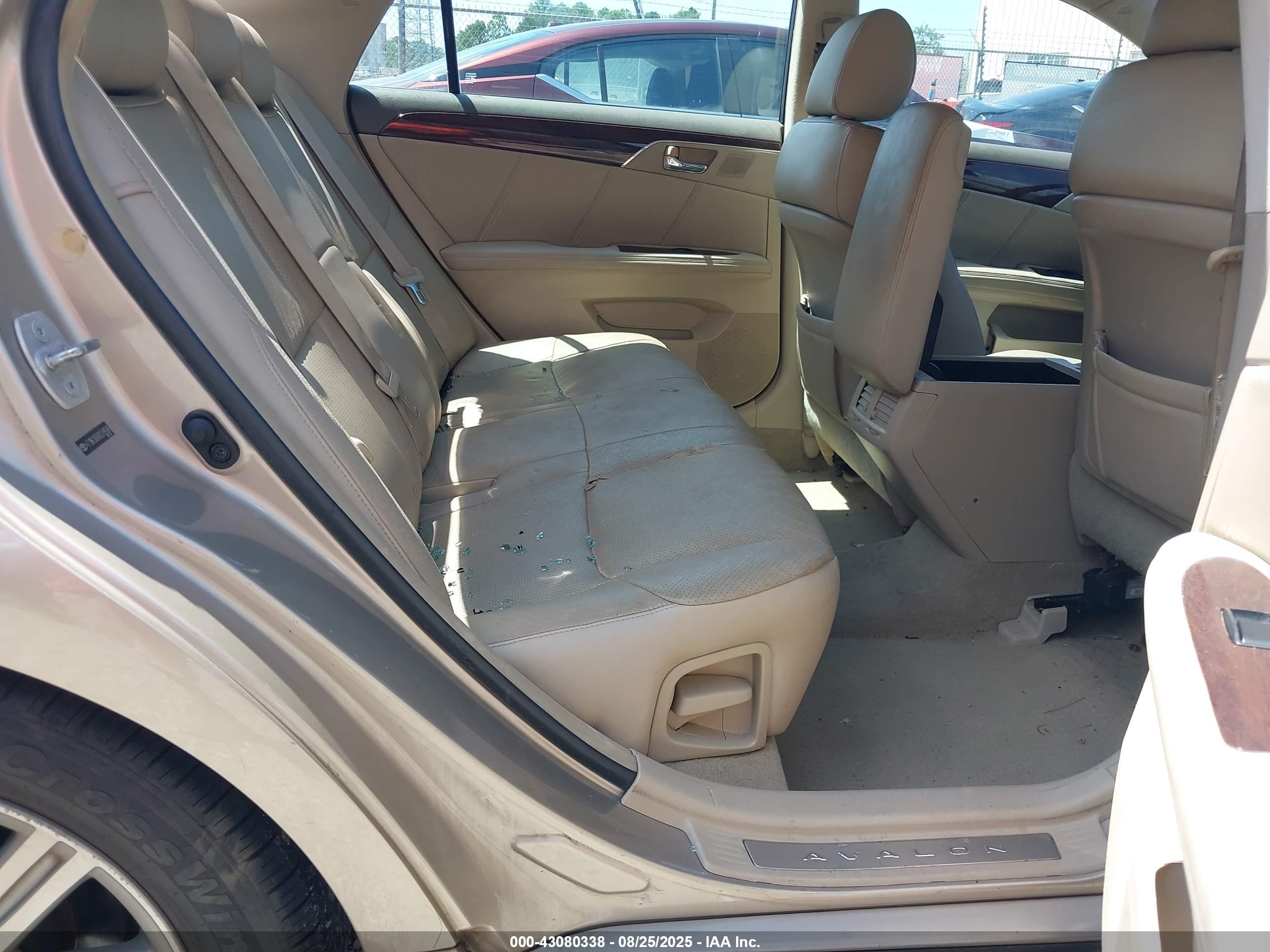2008 Toyota Avalon Limited Gold vin: 4T1BK36BX8U299588